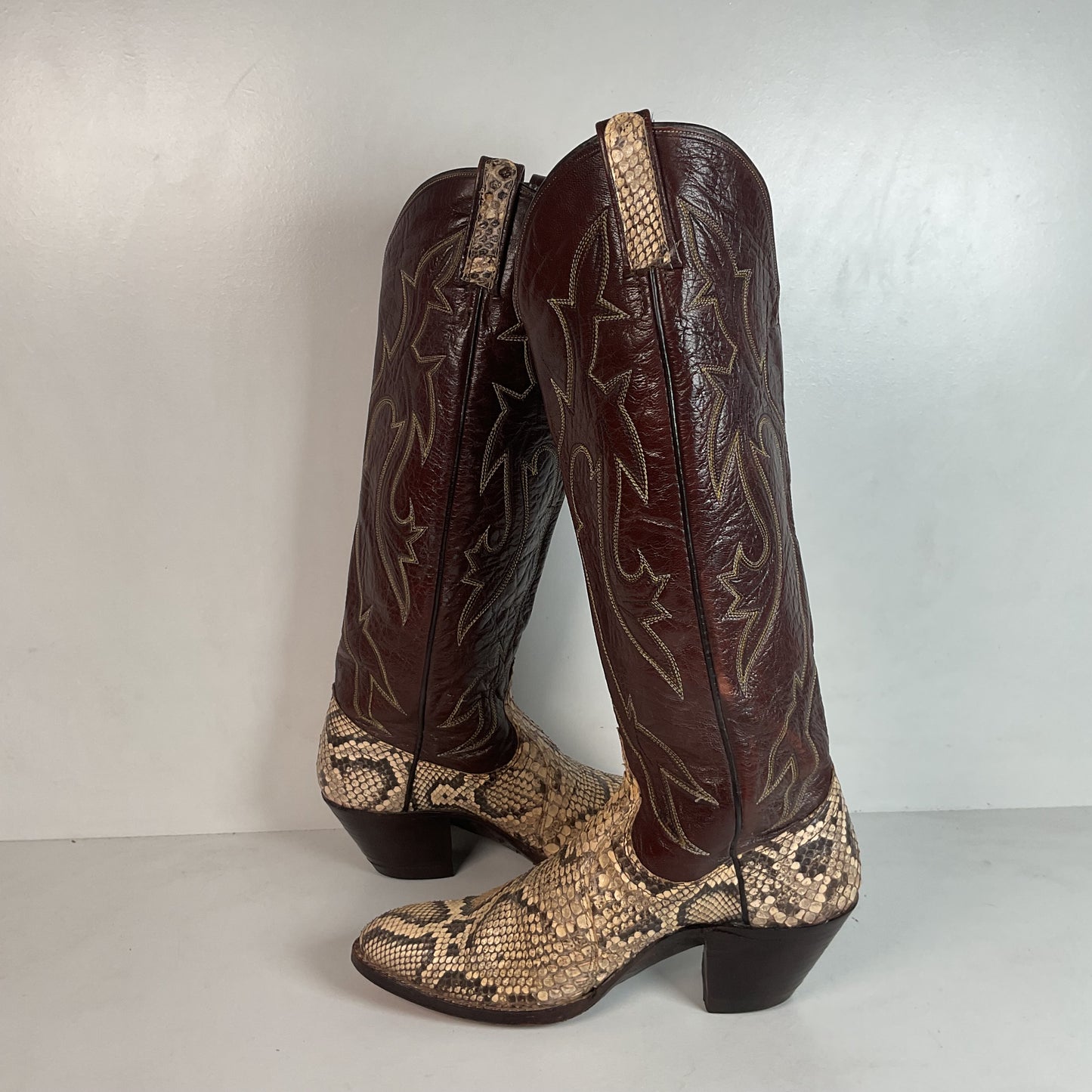 Vintage Dan Post Tall Python Cowgirl Boots 7.5 C USA Made Front Cut