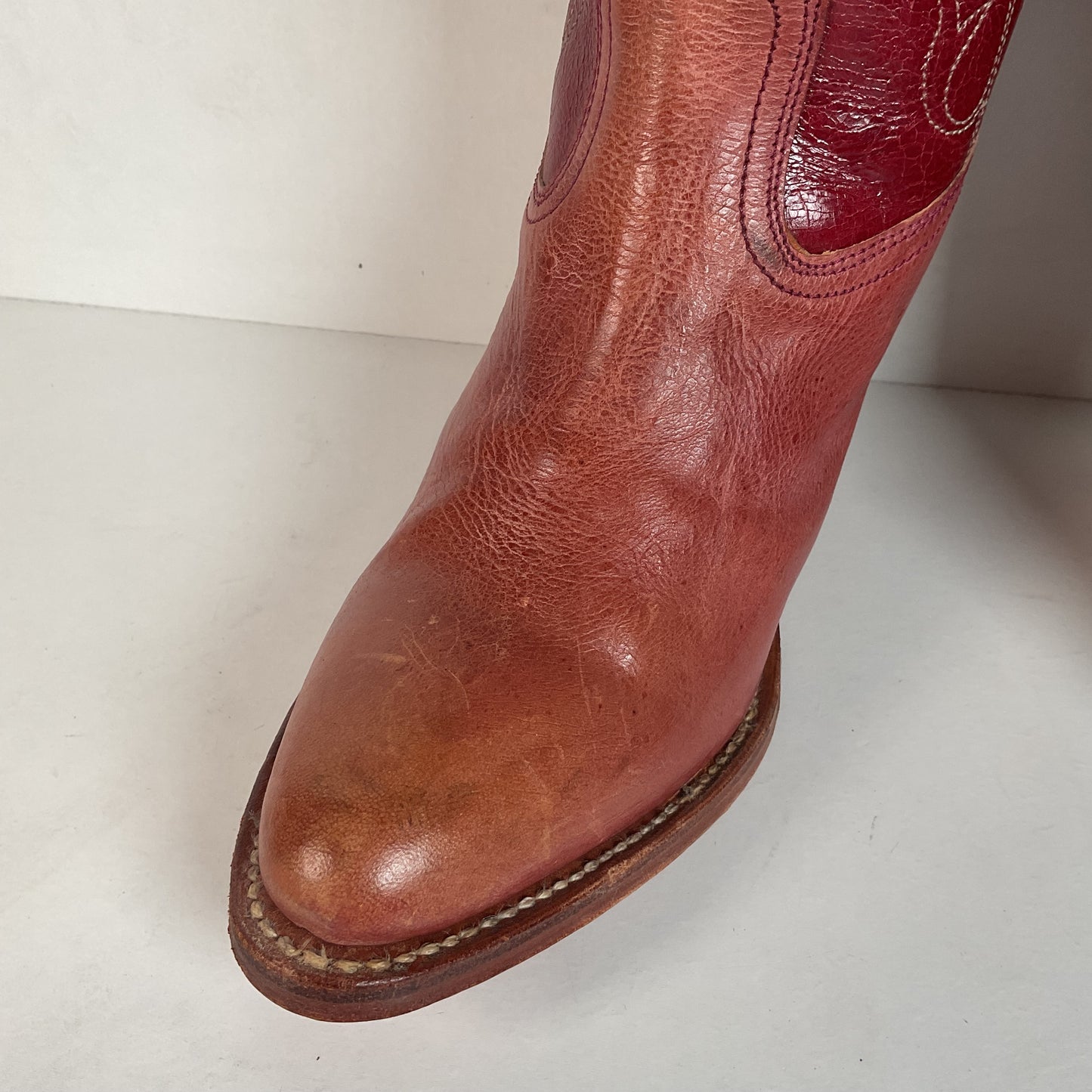 Vintage Frye Dusty Pink Western Boots 6 M Stacked Heel Goodyear Welt Spain