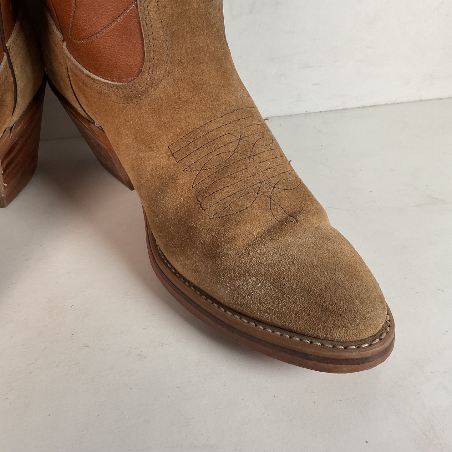 Vintage Dingo Acme Men’s Suede Rough Out Buckaroo Cowboy Boots 8 B USA Made