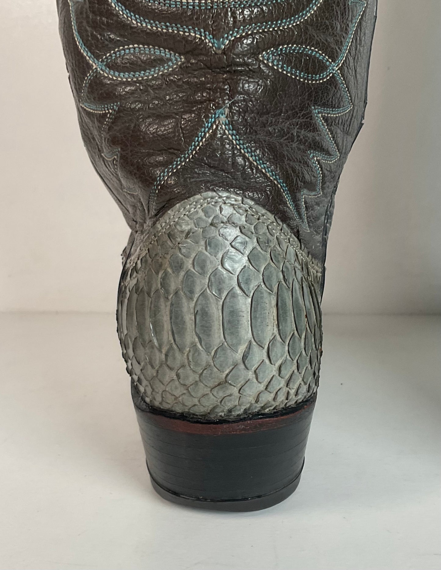 Vintage Dan Post Grey Python Cowgirl Boots 8 C USA Made