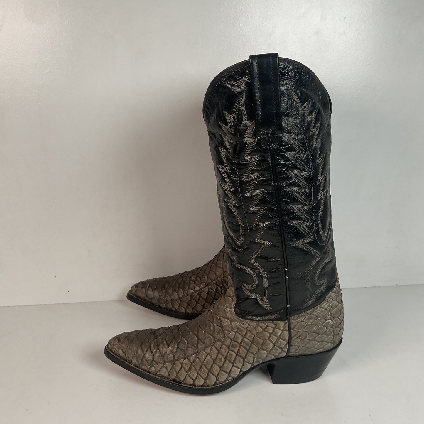Pirarucu Fish Cowboy Boots Men’s 6.5 | Women’s 7.5 Inverted Cut Exotic Bass