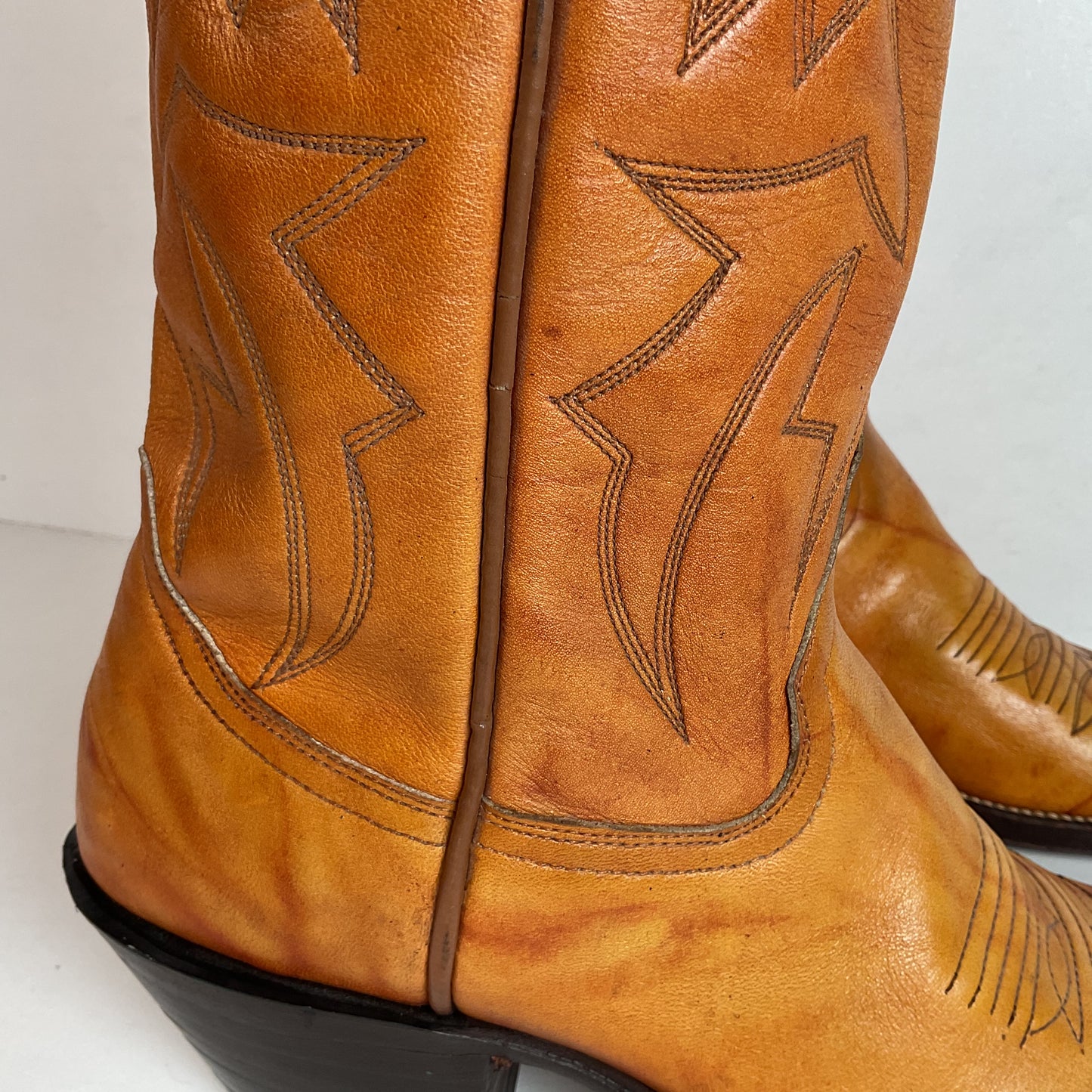 Vintage Buckaroo Cowgirl Boots 7.5 B Punchy Butterscotch
