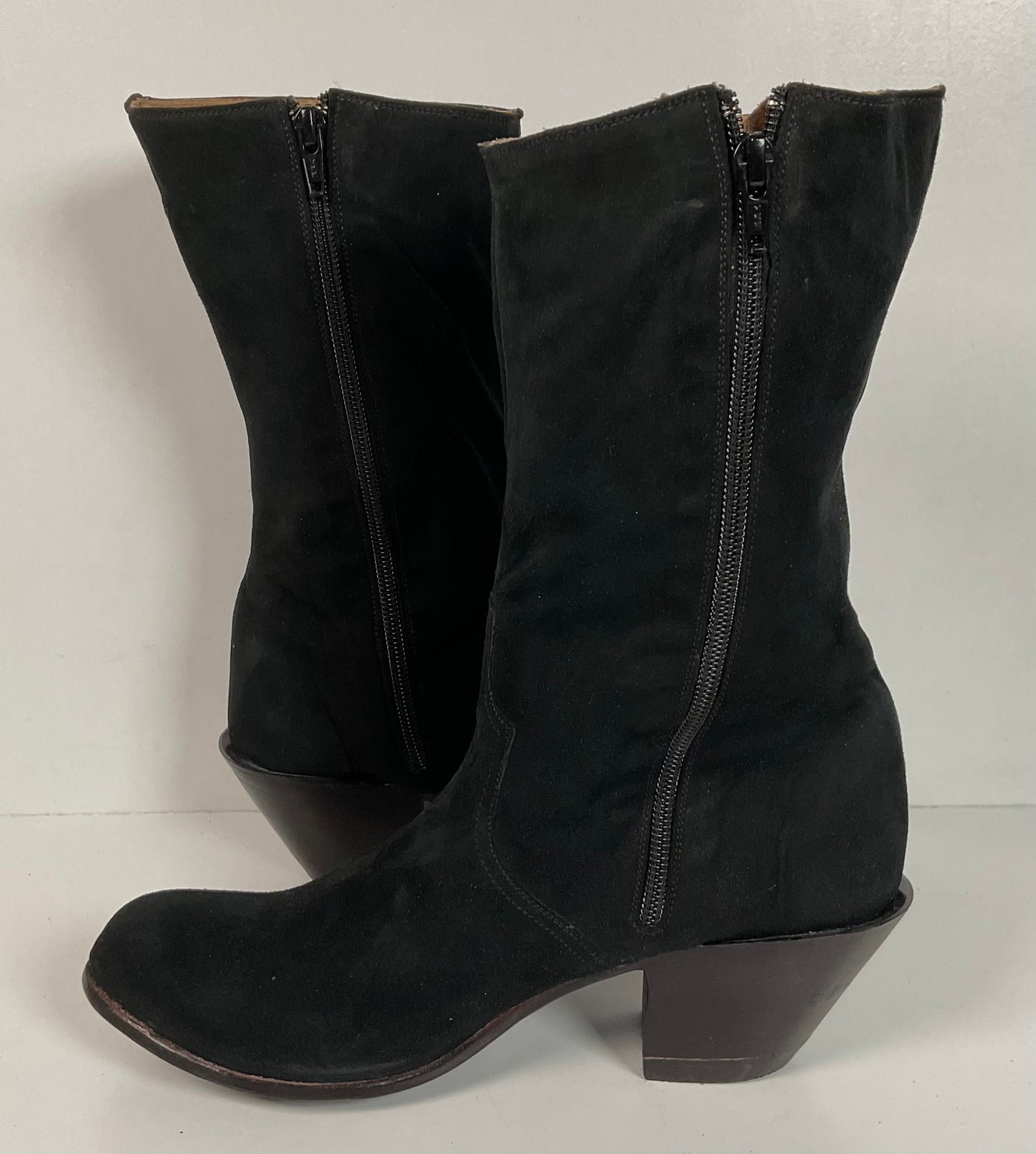 Lucchese Classics Handmade Suede Brush off Booties 8 B USA Made