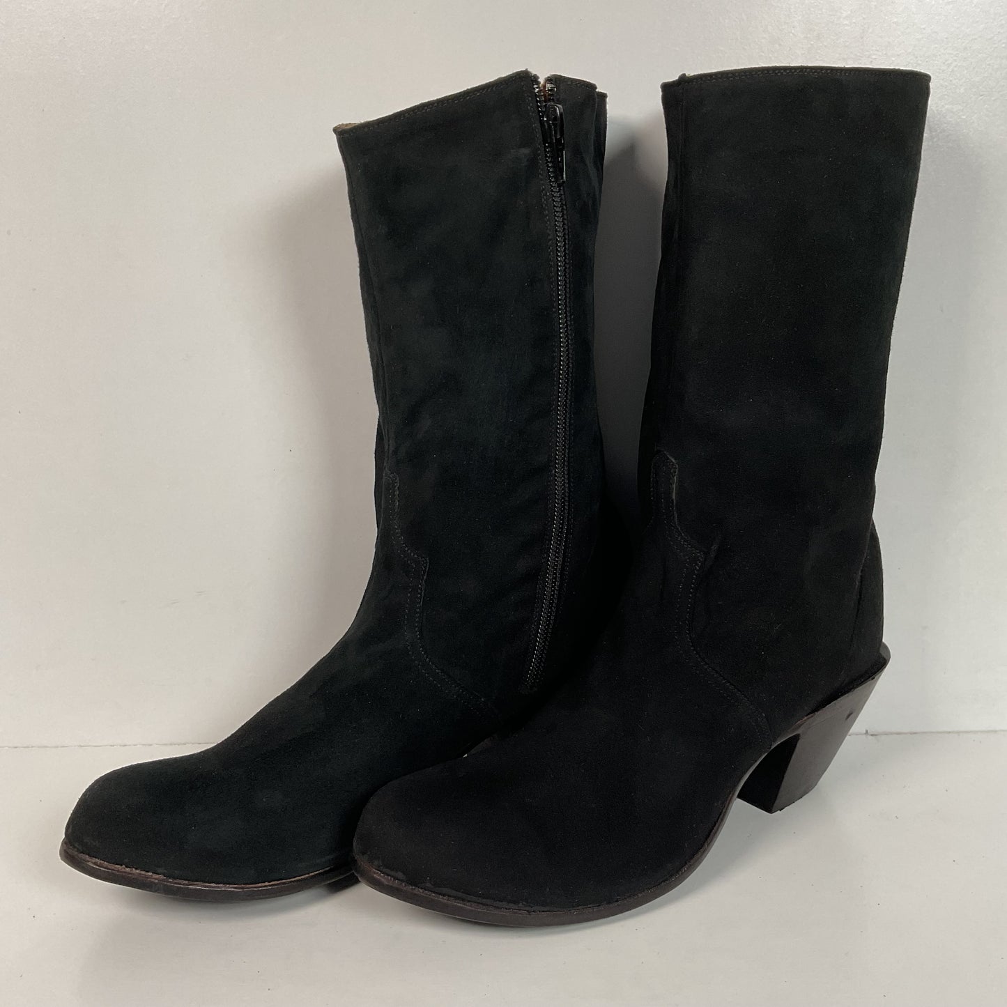 Lucchese Classics Handmade Suede Brush off Booties 8 B USA Made