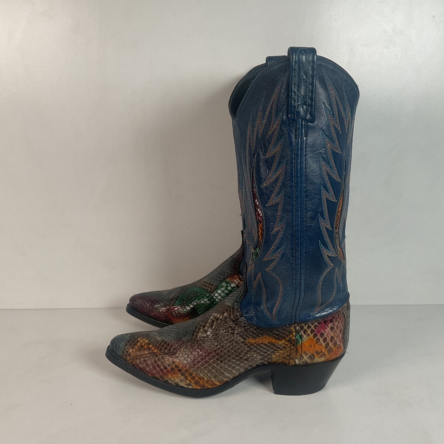 Vintage Dan Post Rainbow Python Cowgirl Boots 8 M Front Cut Tooled Inlay