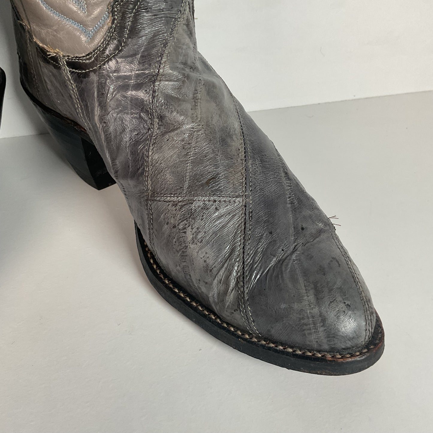 Vintage Tony Lama Exotic Grey Eel Cowboy Boots 9.5 EEE Gold Label USA Made