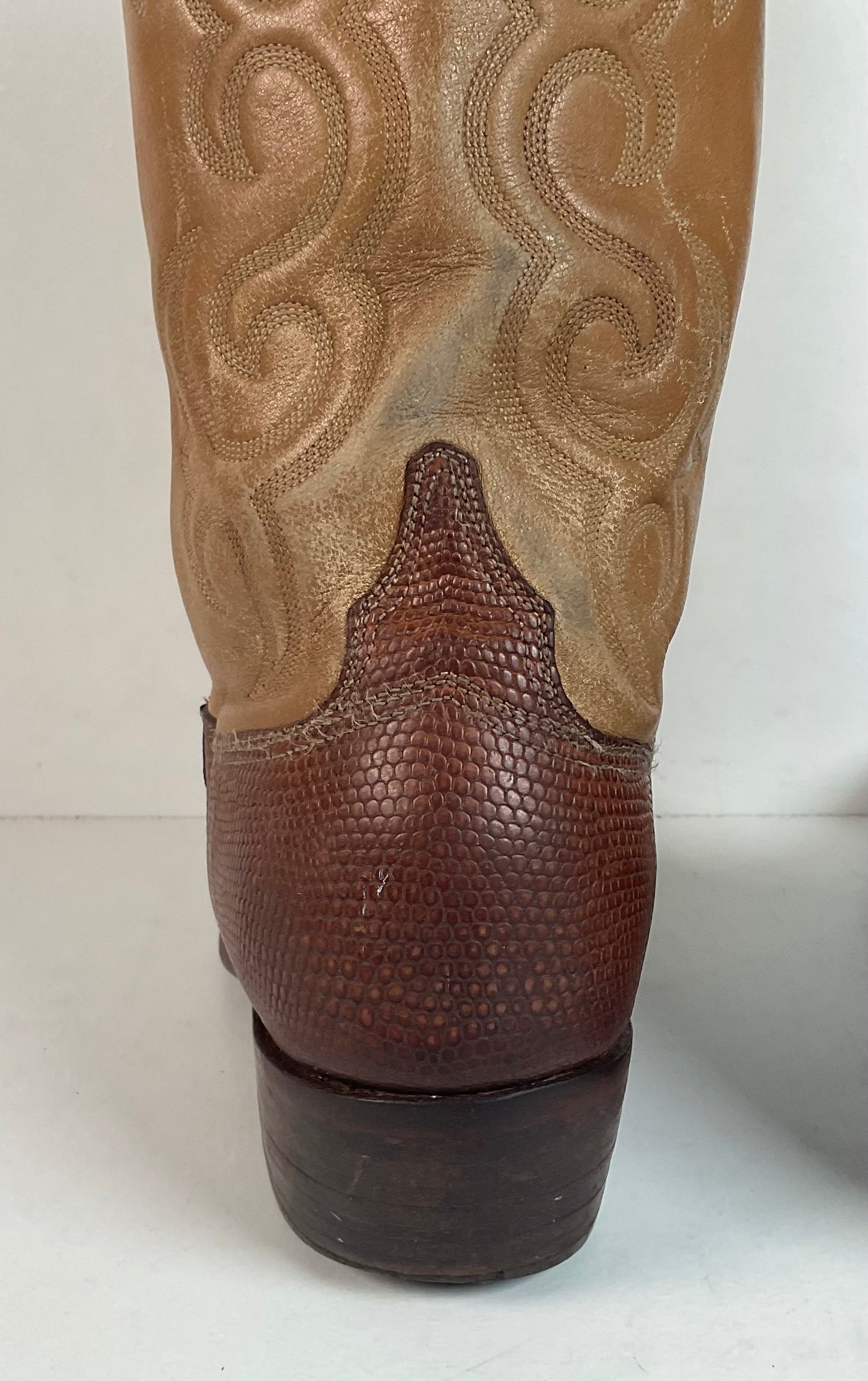 Vintage Lucchese San Antonio Lizard Teju Cowboy Boots 9.5 B