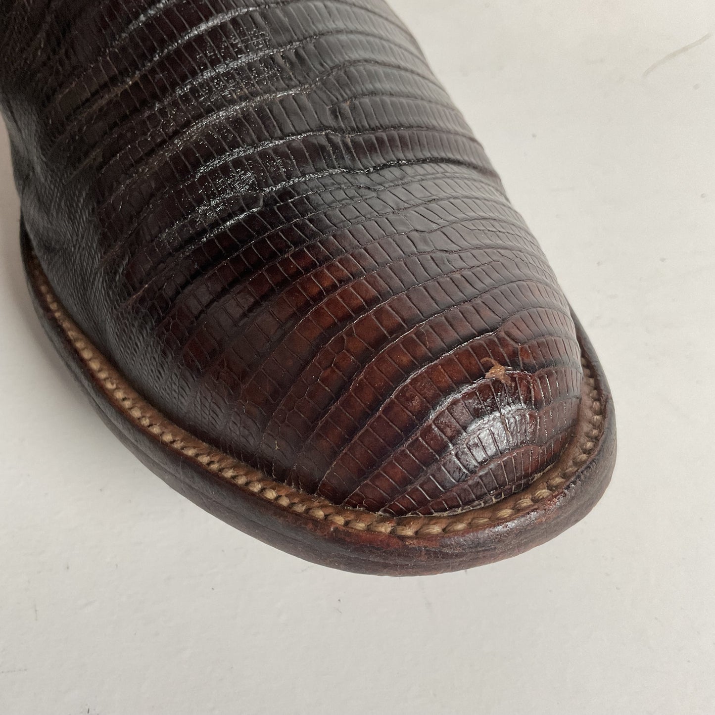 Vintage Rios Of Mercedes Lizard Teju 9.5 D USA Made