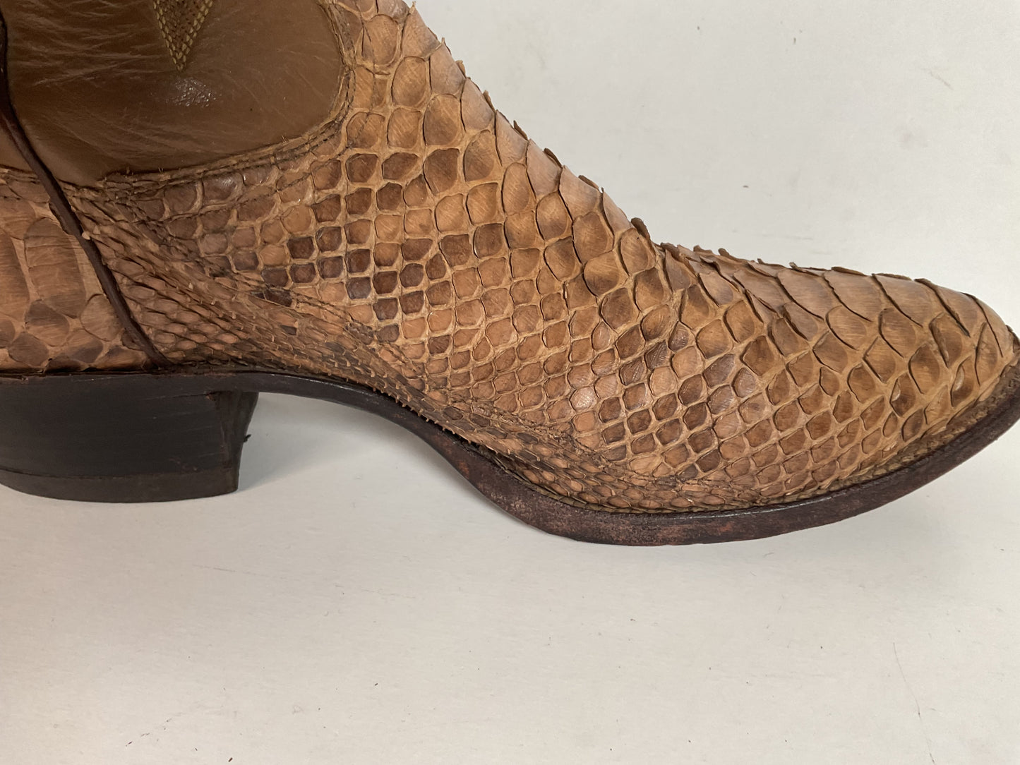 Vintage Justin Back Cut Python Cowboy Boots 8.5 D USA Made Snakeskin