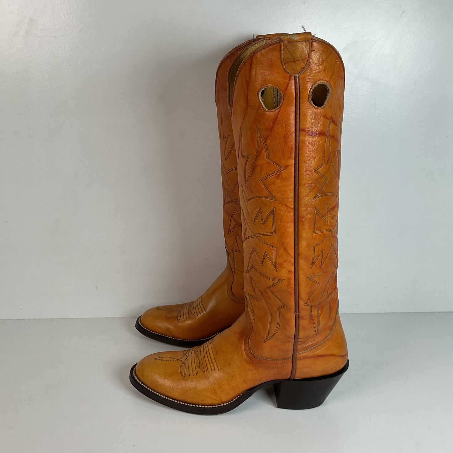 Vintage Buckaroo Cowgirl Boots 7.5 B Punchy Butterscotch