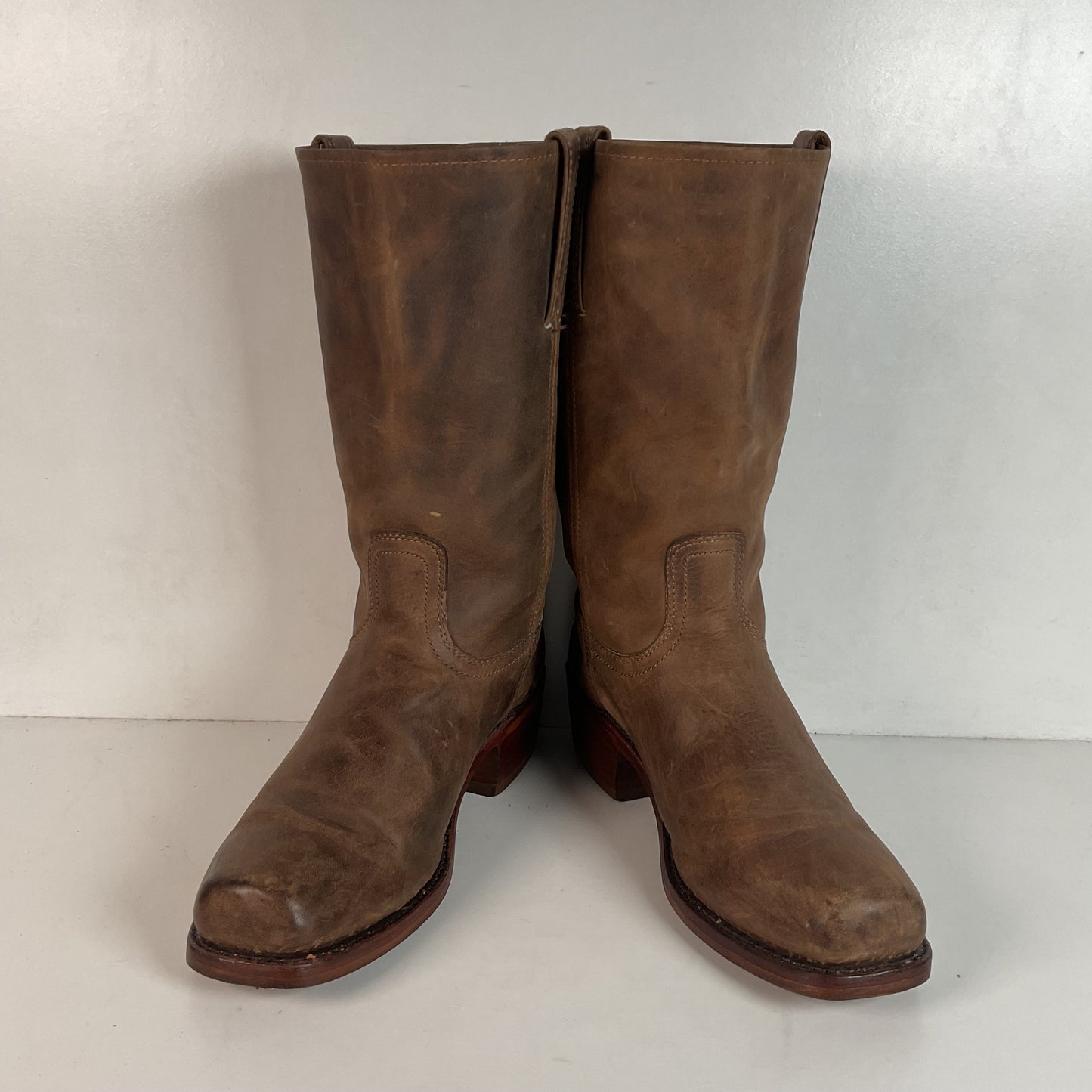 Frye Men’s Cavalry Square Toe Pull On Boots 10 M Distressed Style Recrafted