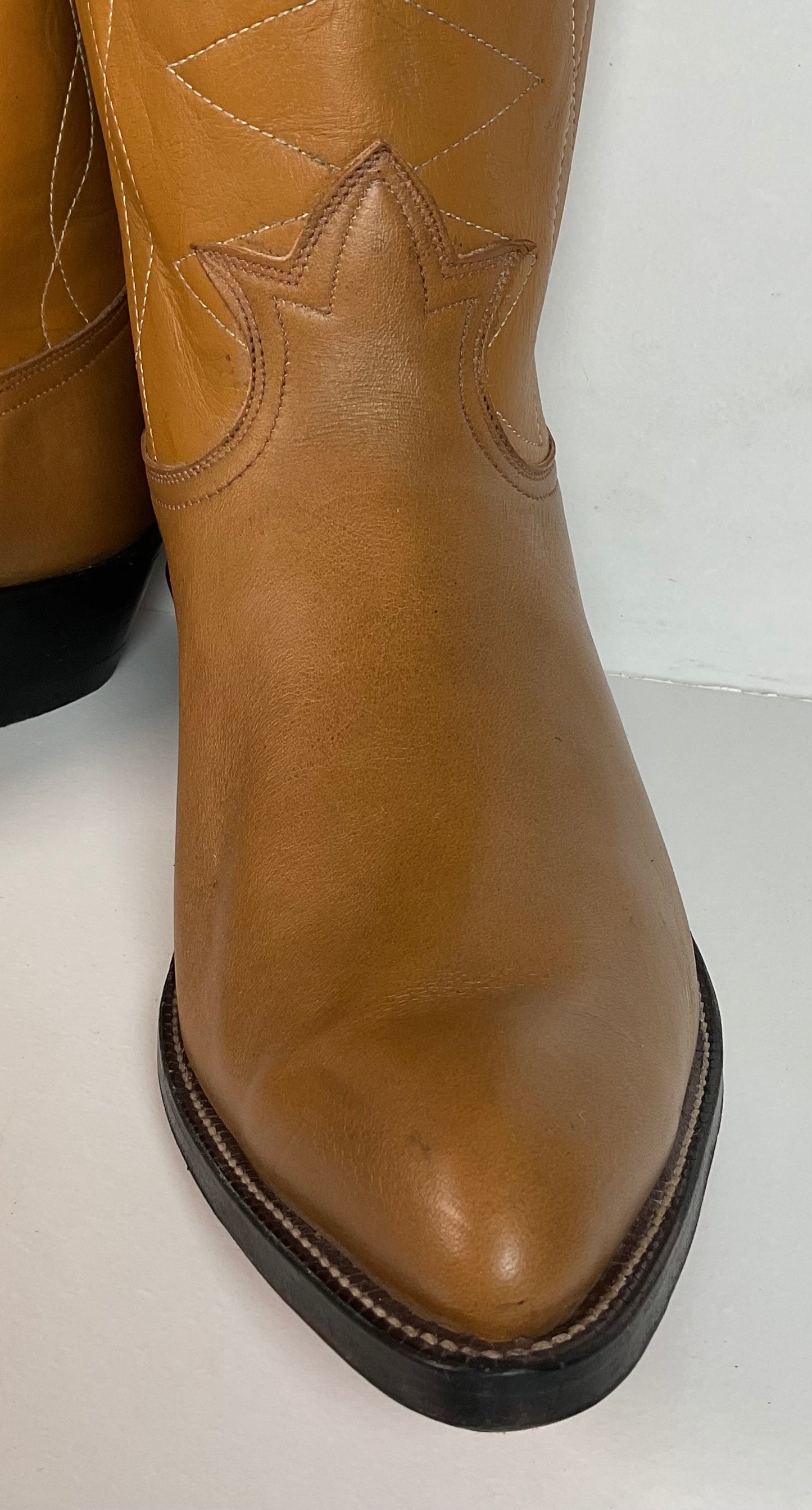 Vintage 1960s Tony Lama Gold Label Cowboy Boots 12 E Carmel Brown
