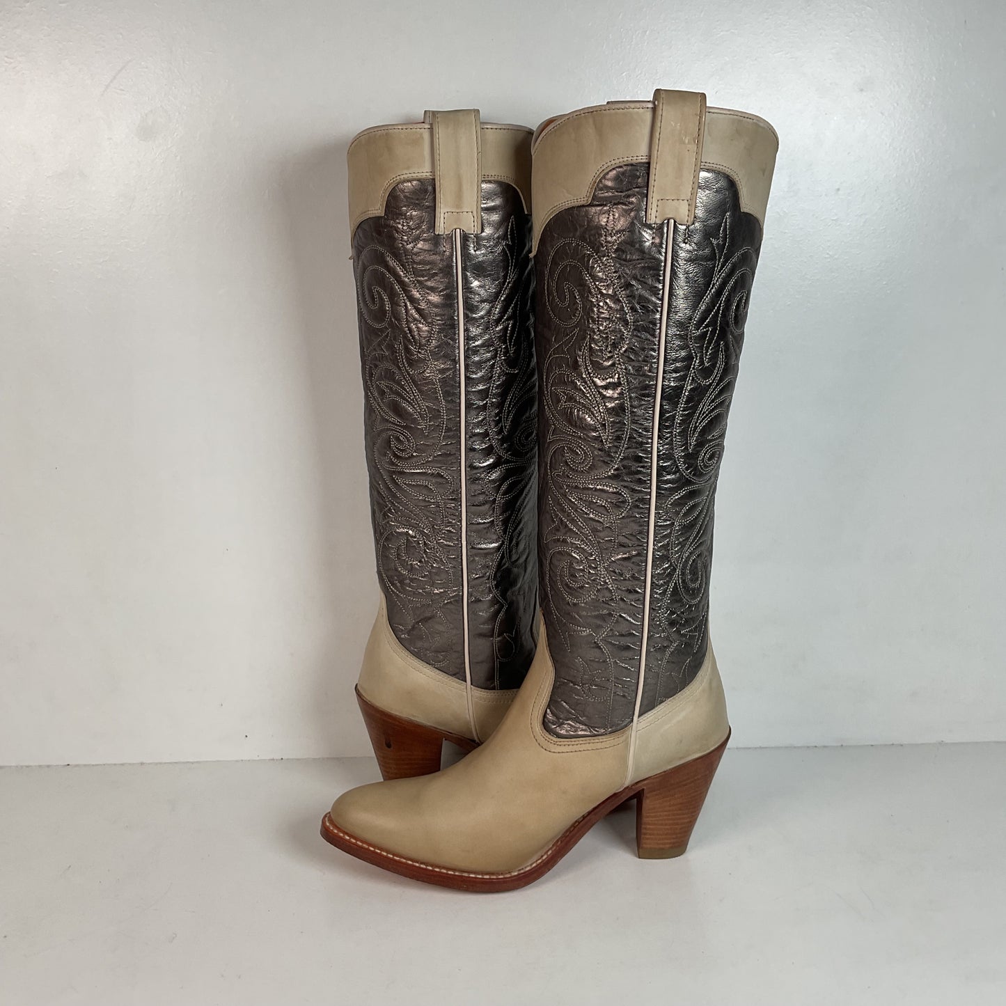 Frye Women’s Mustang Riding Boots 8 M Made In Spain