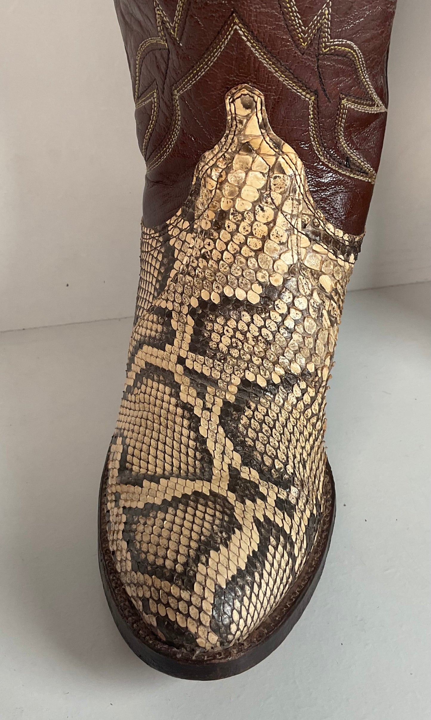 Vintage Dan Post Tall Python Cowgirl Boots 7.5 C USA Made Front Cut