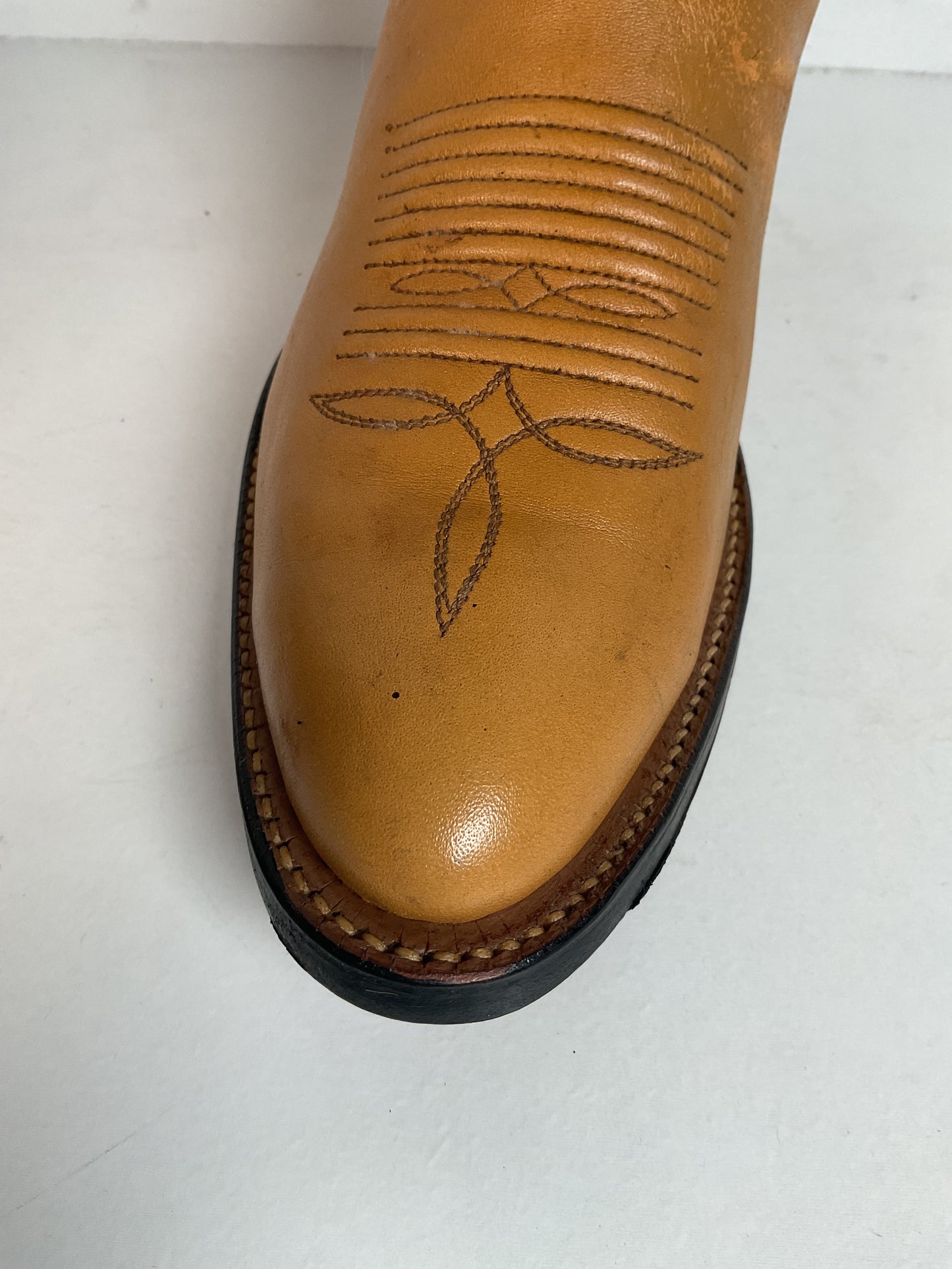 1960s Tony Lama Parade Cowboy Boots Men’s 6 B | Women’s 7 Tooled Inlay