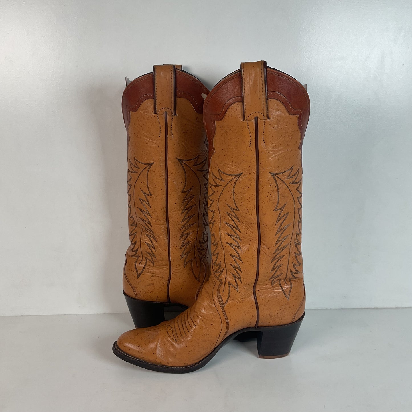 Vintage Justin Tall Cowgirl Boots 8 A Stitched Leaf Tooled Overlay