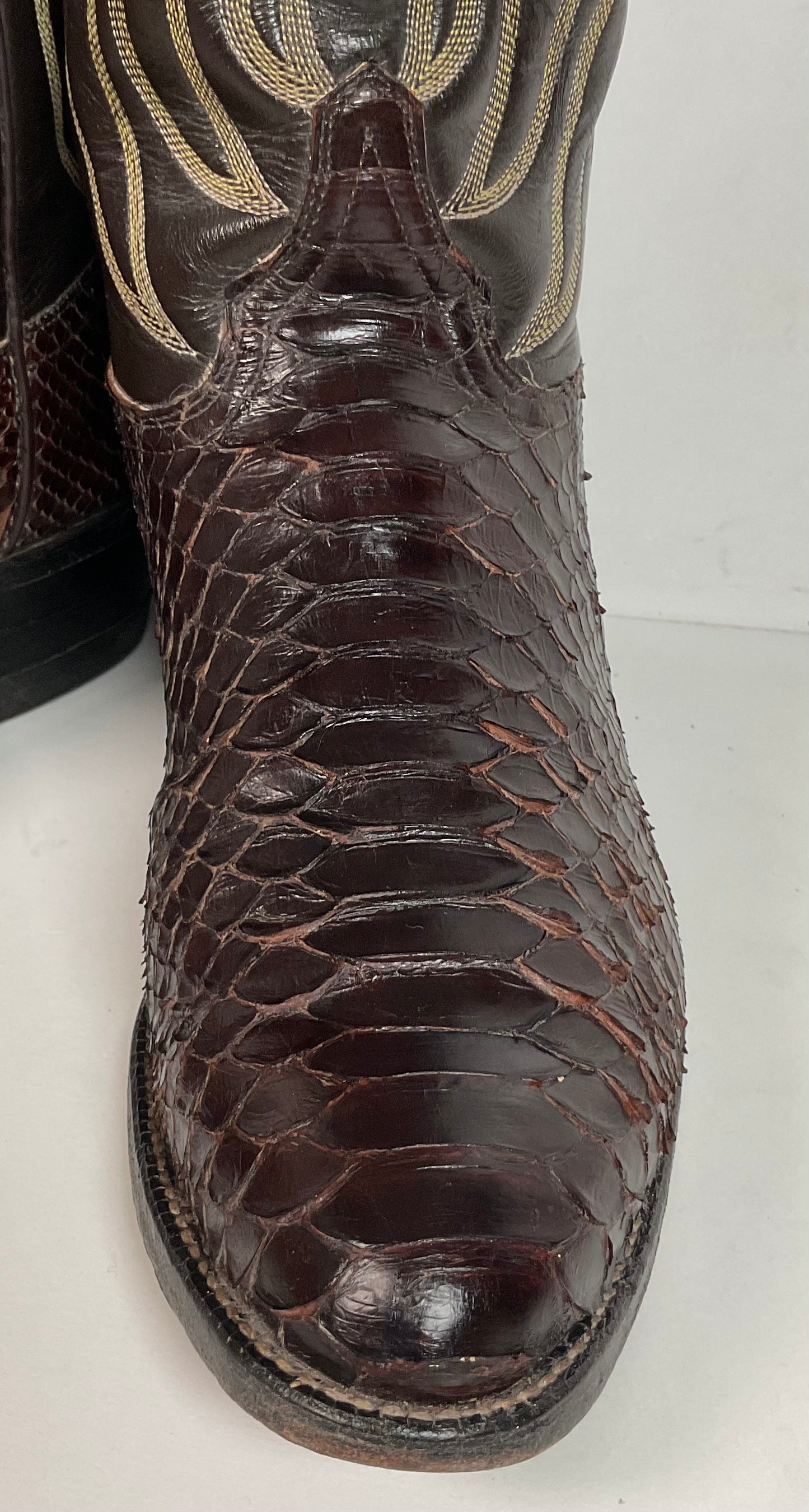 Vintage Tony Lama Back Cut Python Cowboy Boots 8.5 D Dark Brown Snakeskin