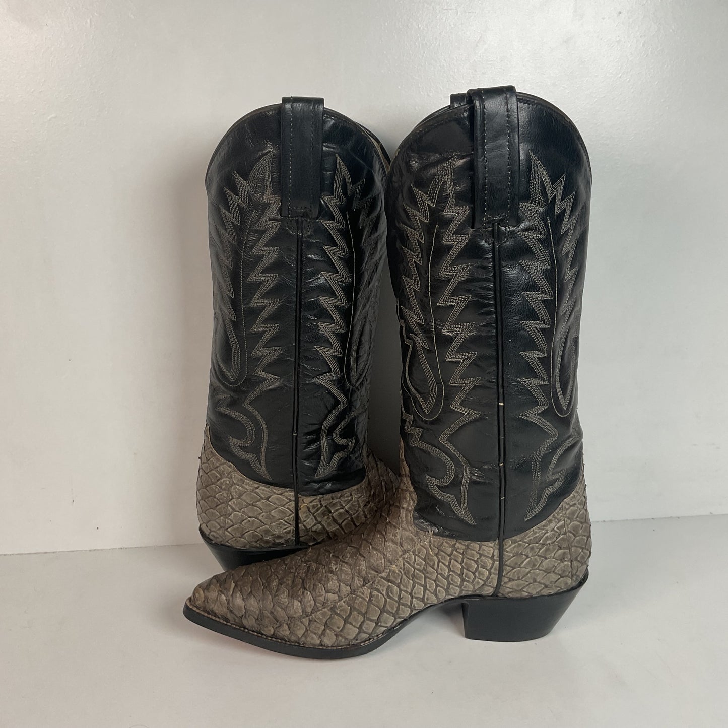 Pirarucu Fish Cowboy Boots Men’s 6.5 | Women’s 7.5 Inverted Cut Exotic Bass