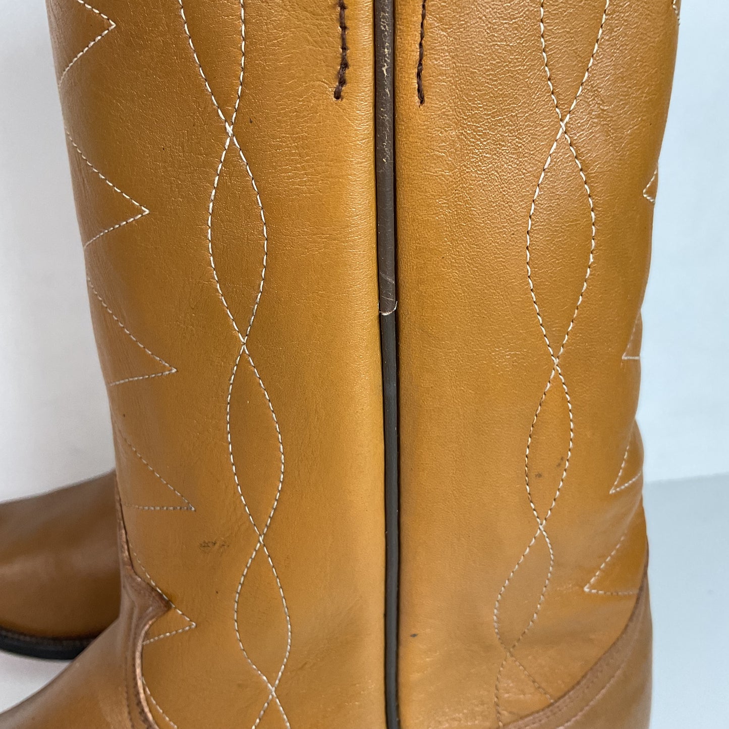 Vintage 1960s Tony Lama Gold Label Cowboy Boots 12 E Carmel Brown