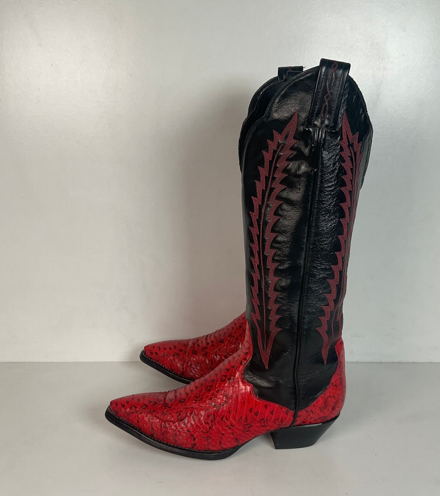 Tony Lama Tall Red Viper Snakeskin Cowgirl Boots 6 M Thieves Market