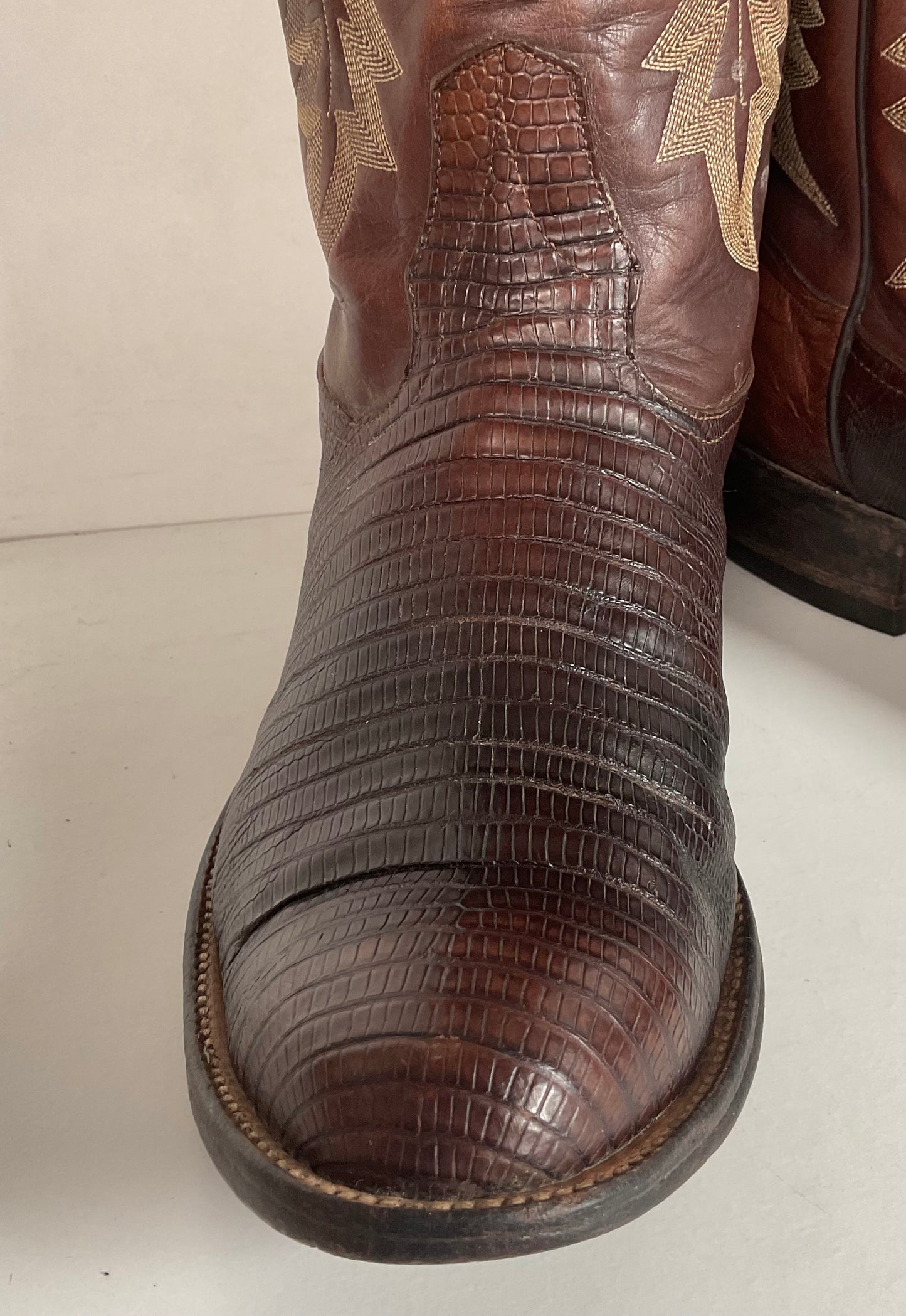 Vintage Rios Of Mercedes Lizard Teju 9.5 D USA Made