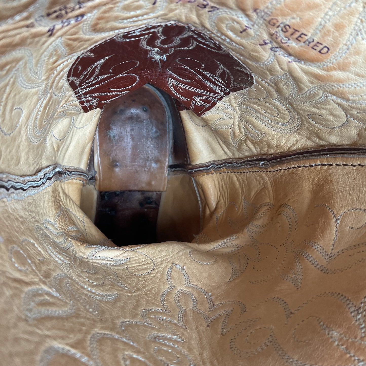 Vintage Justin Turkey Quill Cowboy Boots 9.5 D Gallapava