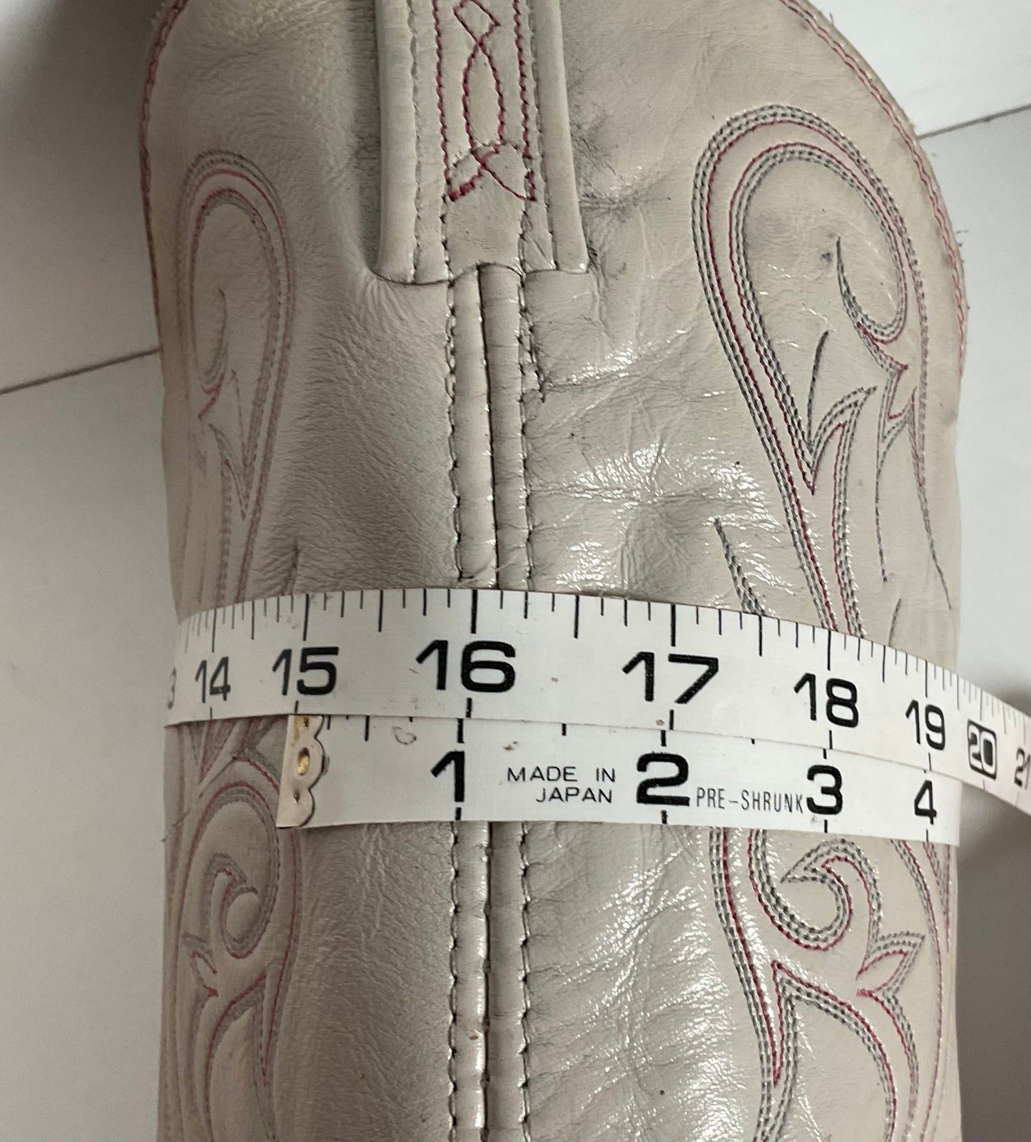 Vintage Dan Post Peach Cowgirl Boots 10 Lizard Vamp USA Made
