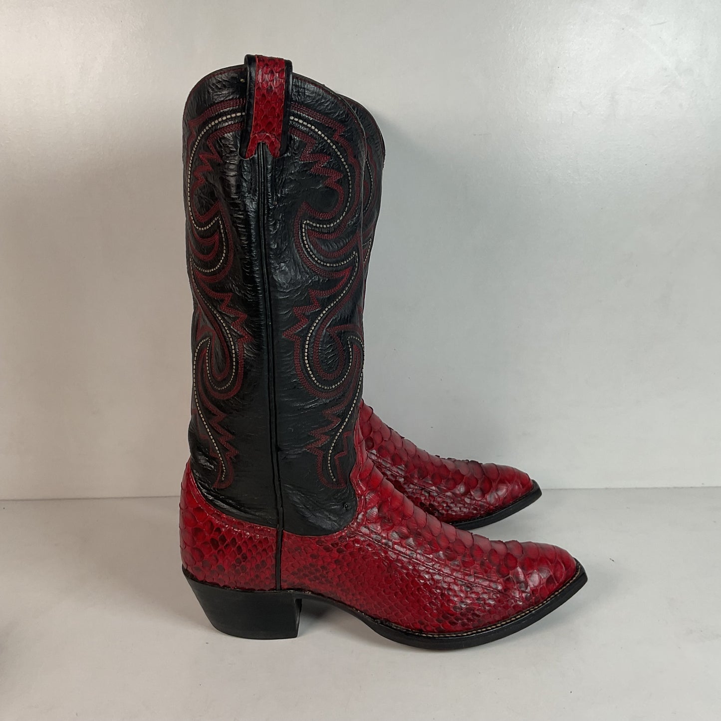 Vintage Larry Mahan Cherry Red Python Snakeskin Cowboy Boots 9.5 D Back Cut
