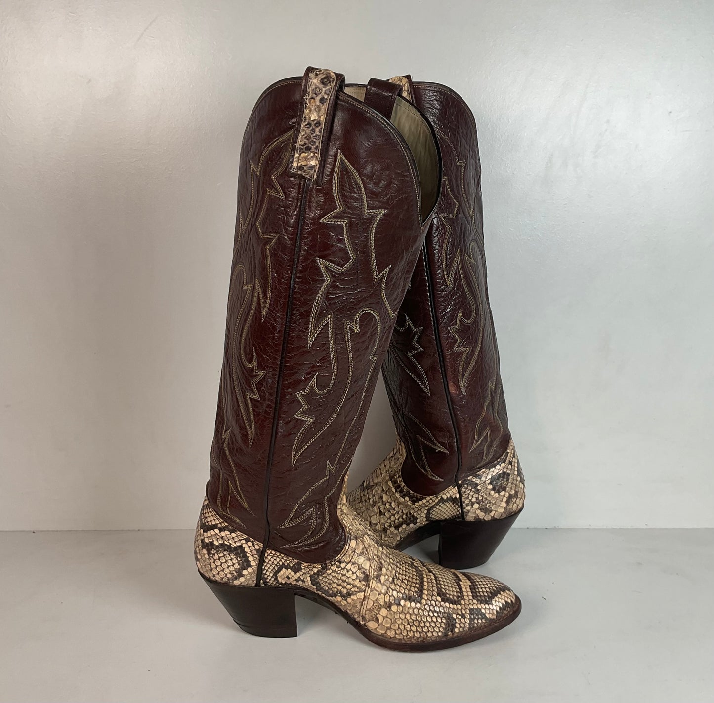 Vintage Dan Post Tall Python Cowgirl Boots 7.5 C USA Made Front Cut