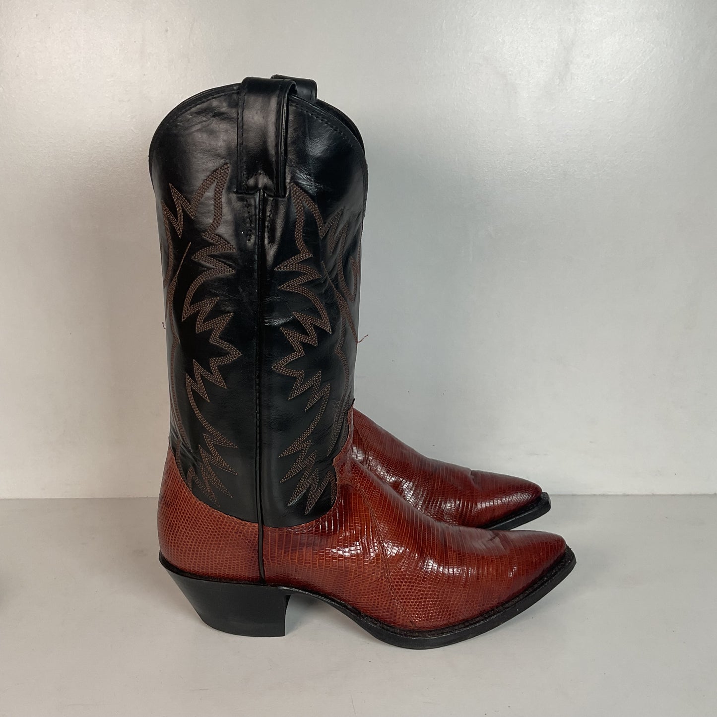 Justin Women’s Snip Toe Lizard Cowgirl Boots 9 B USA Made