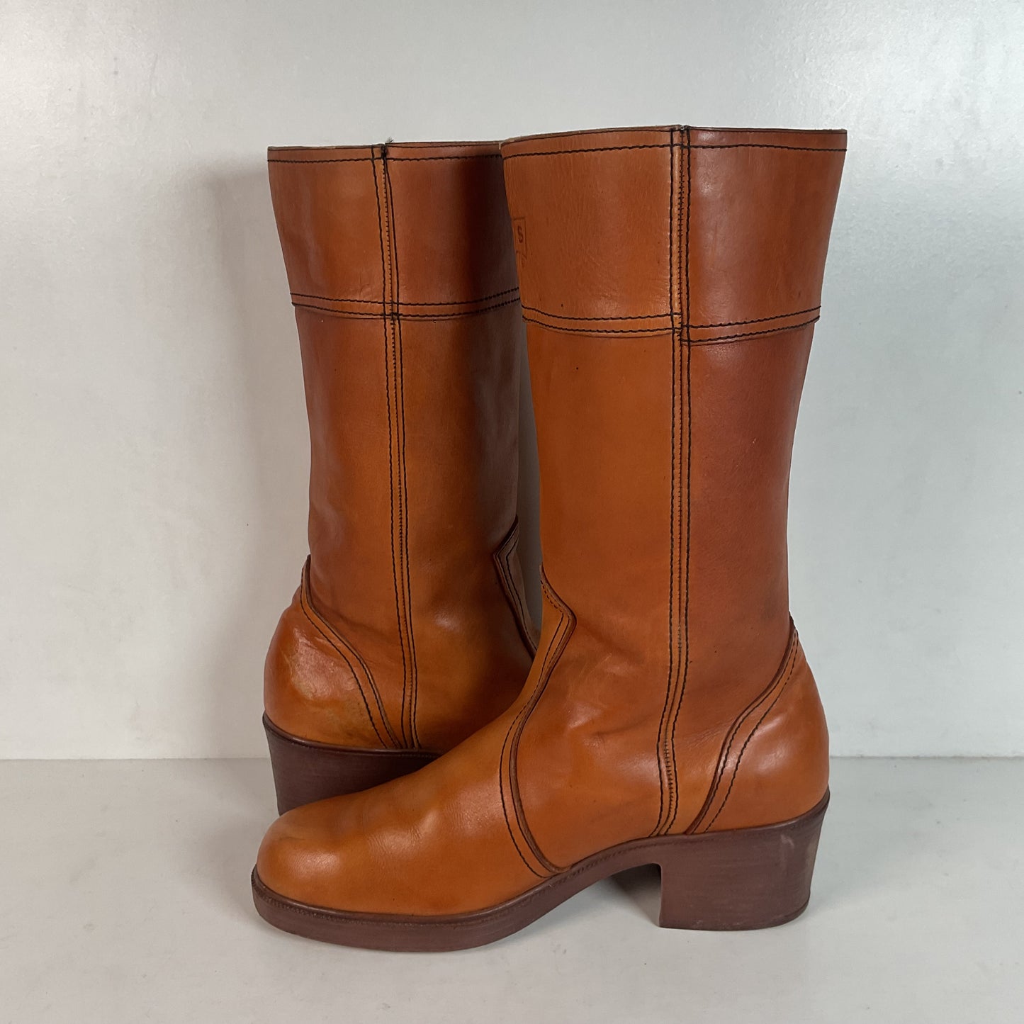 Vintage Levi’s Men’s Campus Boots 8.5 D Orange Tab Crepe Sole
