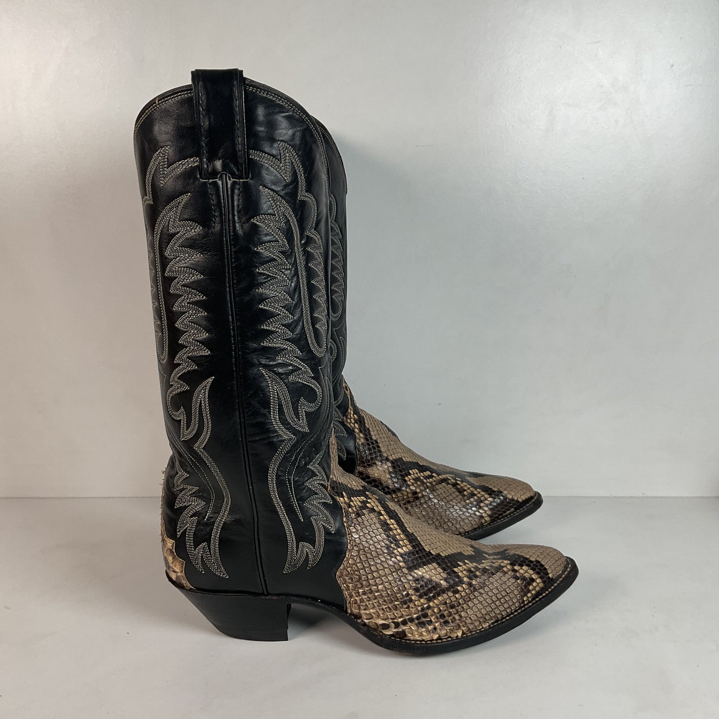 Justin Front Cut Python Snakeskin Cowboy Boots 8.5 D Triad USA Made