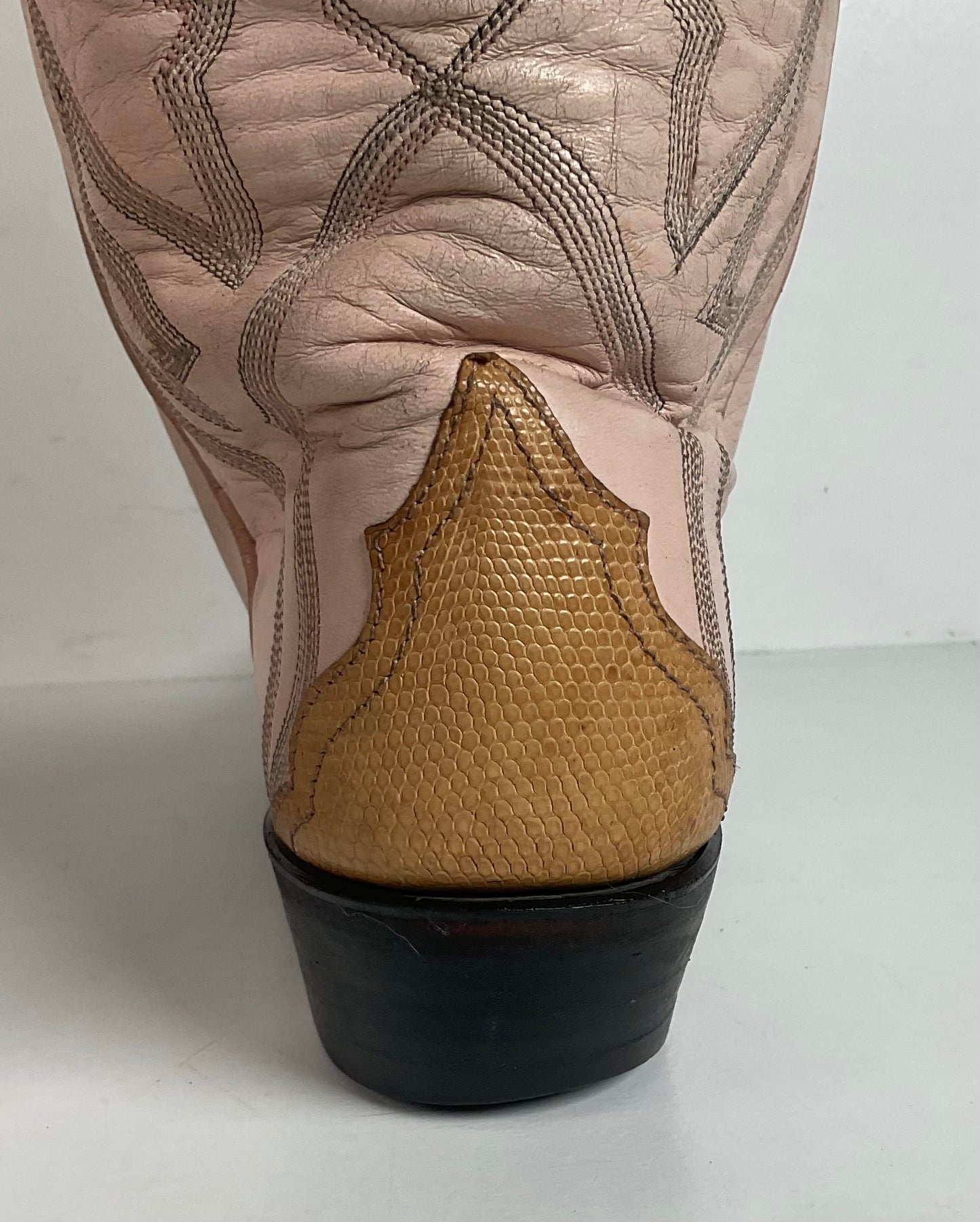 Vintage Larry Mahan Teju Lizard Cowgirl Boots | Peach | 1980s | Women’s 6 B