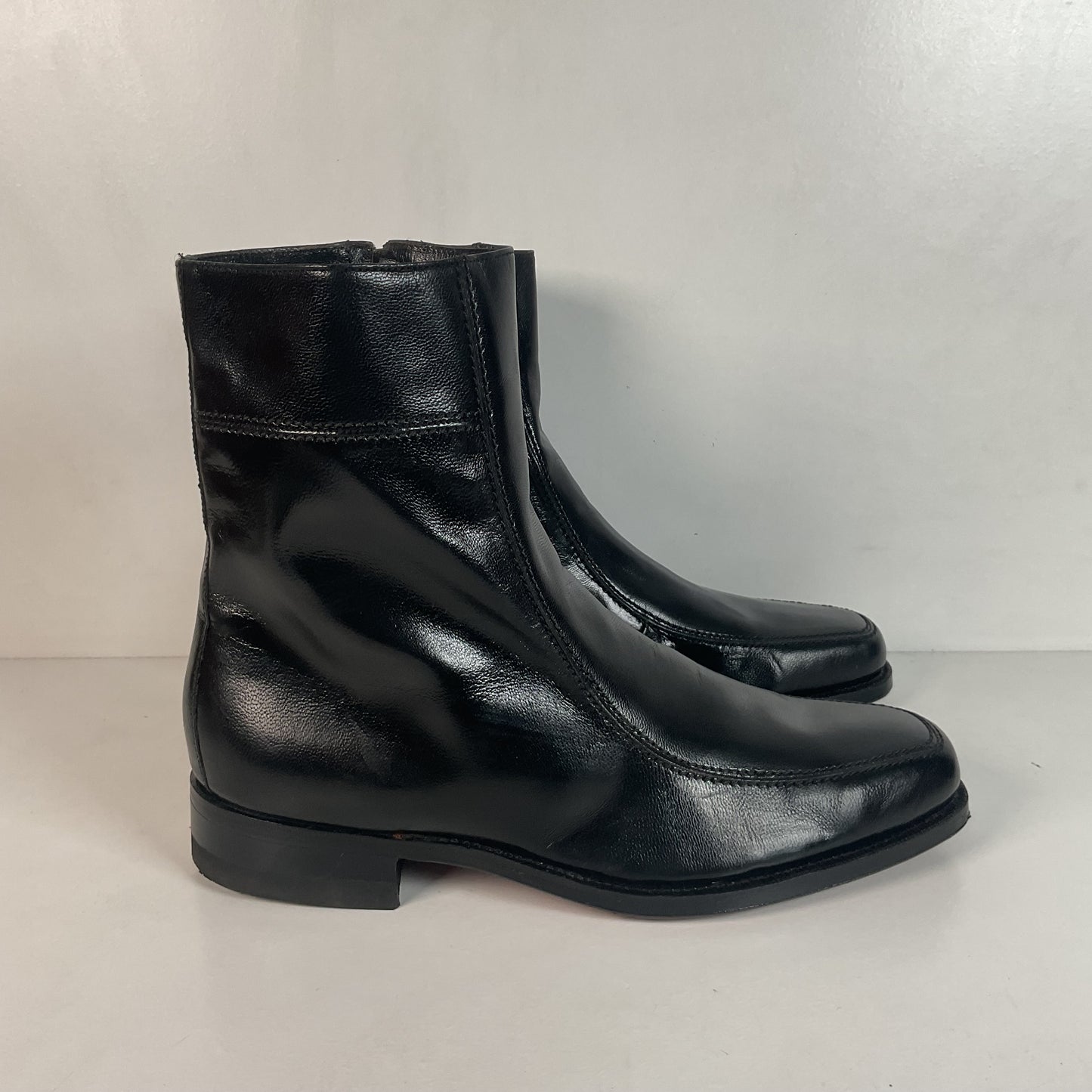 Vintage Florsheim Beetle Boots 9.5 D Chelsea Style