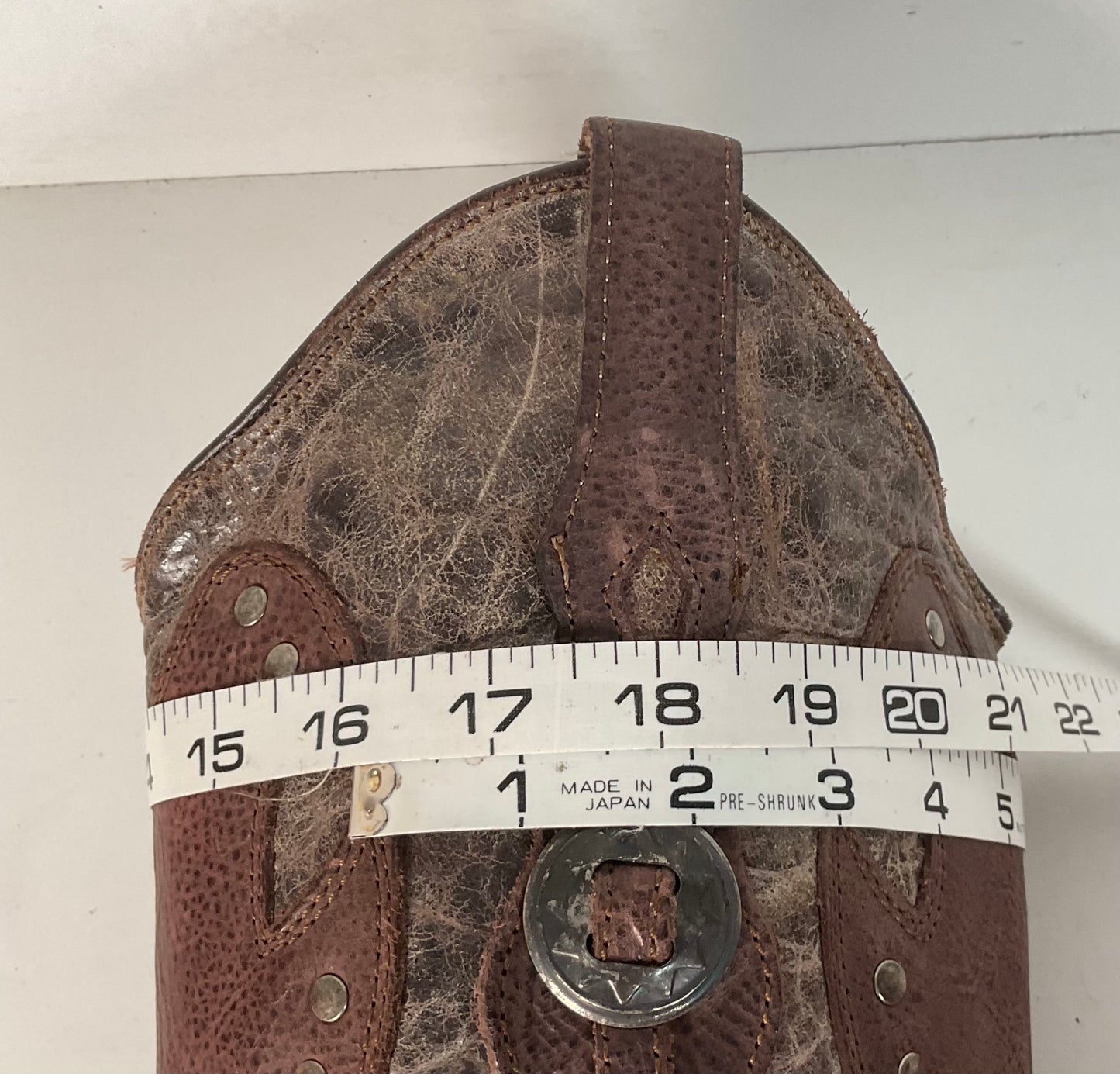 Corral Women’s Concho Cowgirl Boots 12 M Distressed Style Wingtip