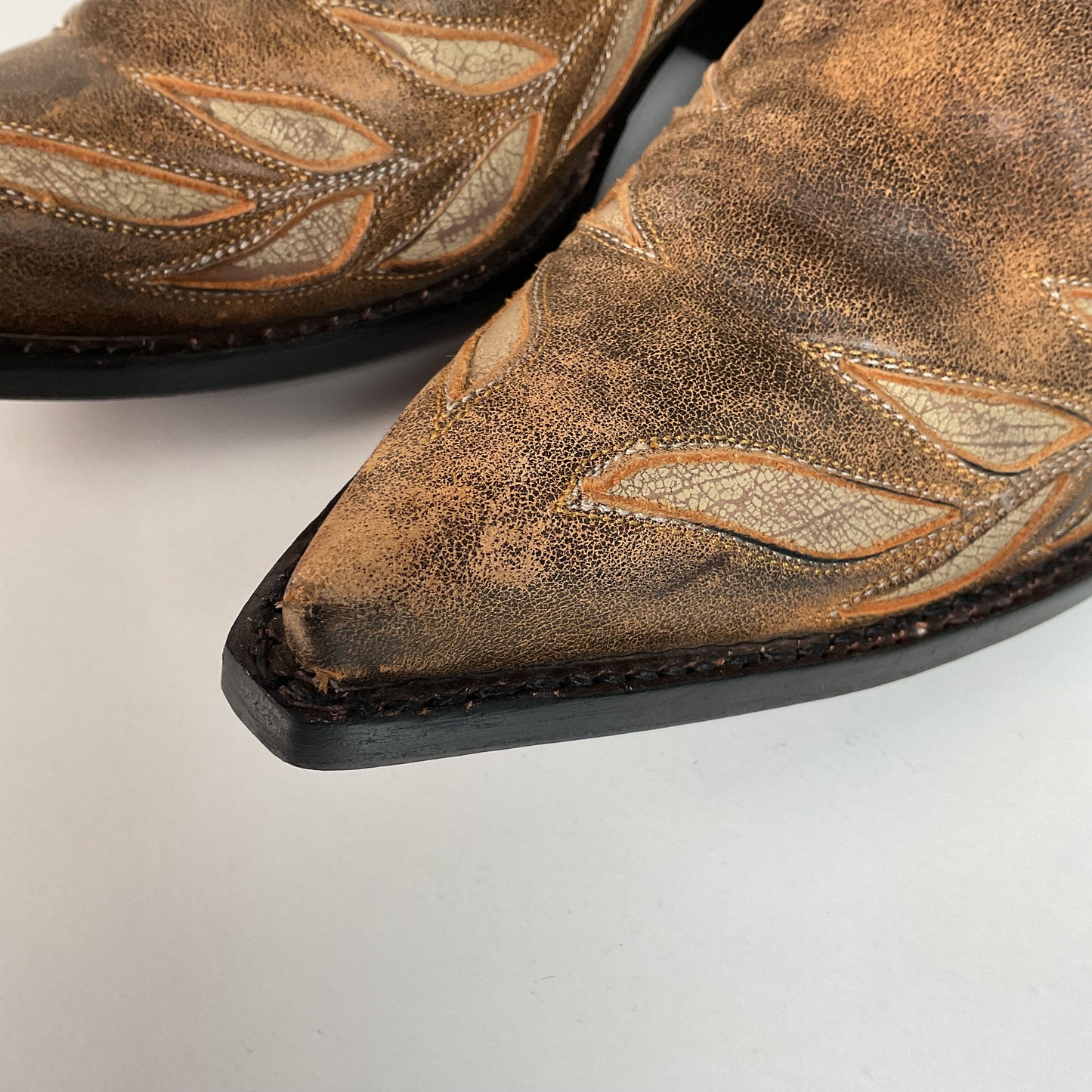 Old Gringo Cowgirl Boots 7 B Tooled Leaf Inlay Recrafted