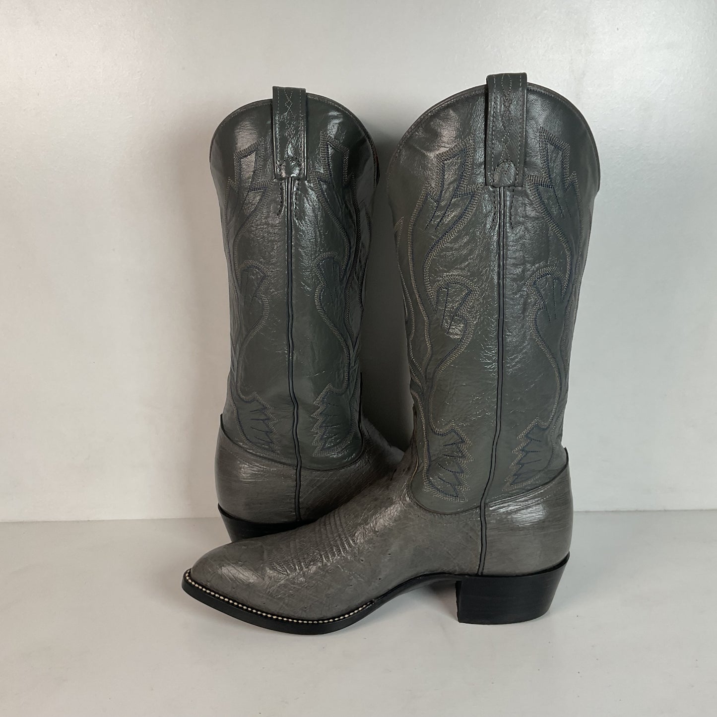 Vintage J. Chisholm Grey Smooth Ostrich Cowboy Boots Men’s 7.5 D | Women’s 8.5 Exotic USA Made