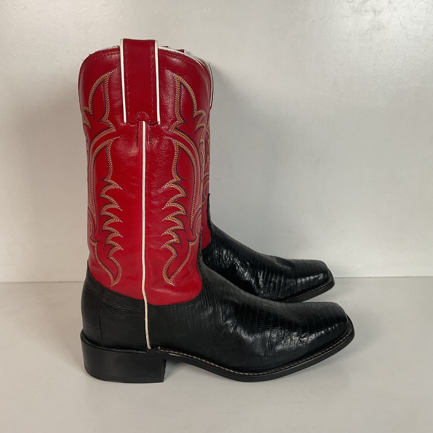 Tony Lama Women’s Lizard Vamp Cowgirl Boots 7.5 B USA Made Red Upper
