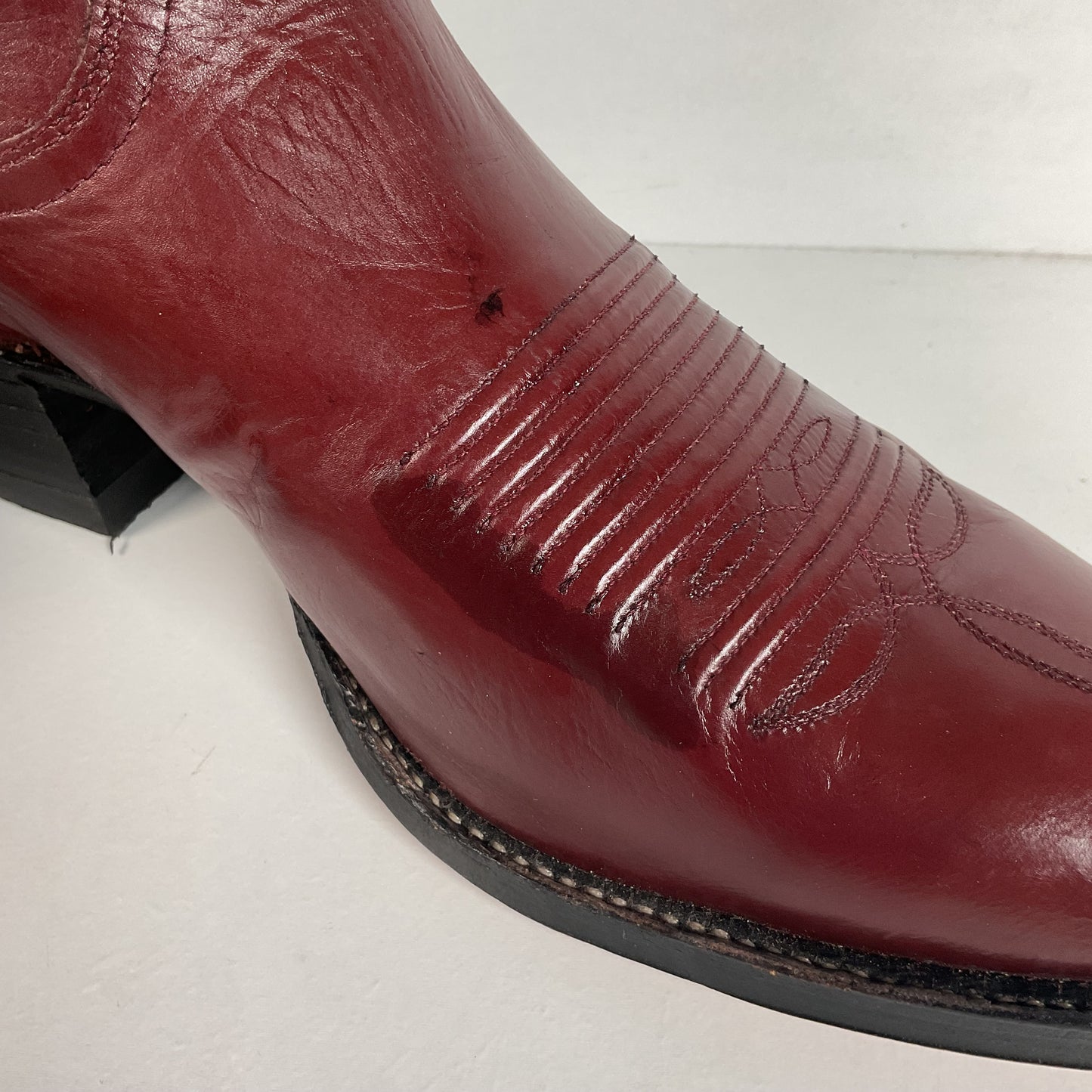 Vintage Tony Lama Red Wine Cowboy Boots Men’s 9 D | Women’s 10 Gold Label