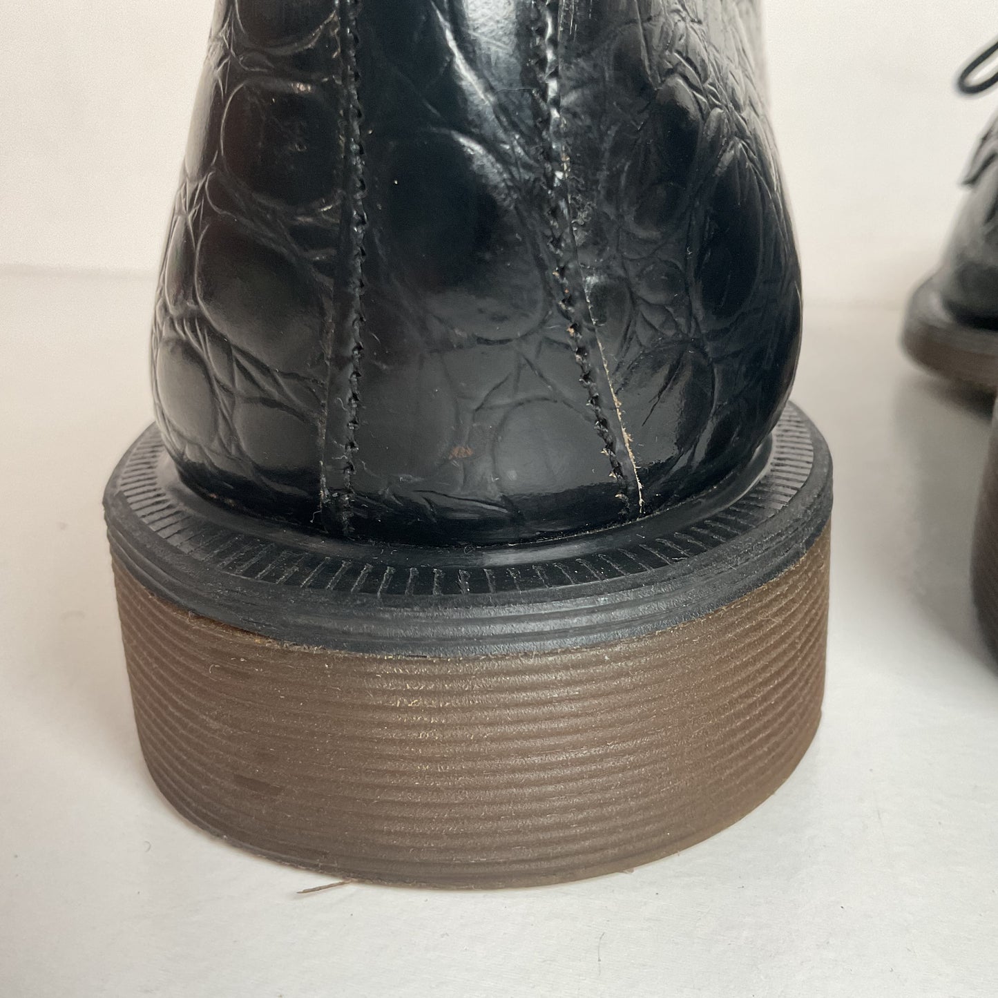 Vintage Dr. Martens Crocodile Embossed Derby Shoes Men’s 8 UK | 9 US England