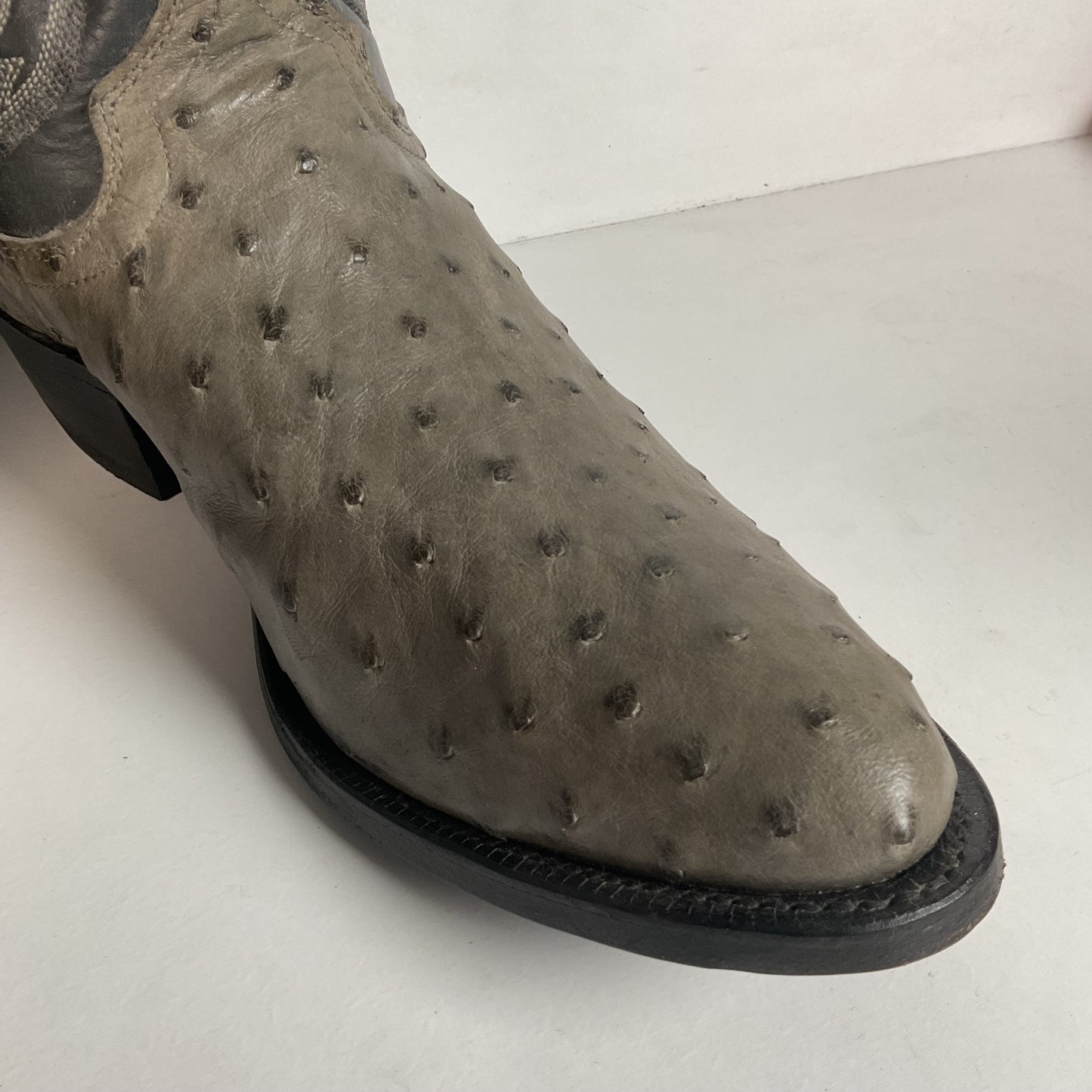 Vintage Justin Grey Ostrich Quill Cowboy Boots 9.5 D Exotic USA Made