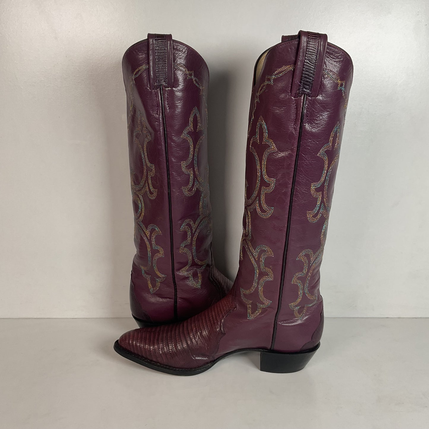 Vintage Larry Mahan Tall Purple Cowgirl Boots 8.5 B USA Made Lizard Teju