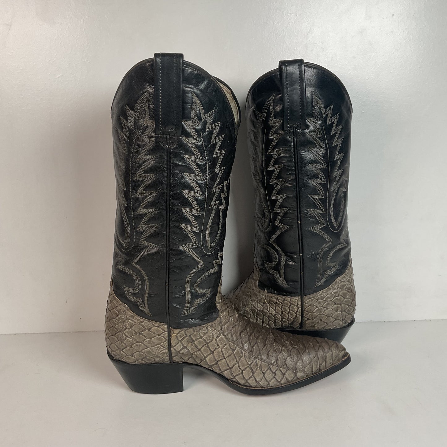 Pirarucu Fish Cowboy Boots Men’s 6.5 | Women’s 7.5 Inverted Cut Exotic Bass