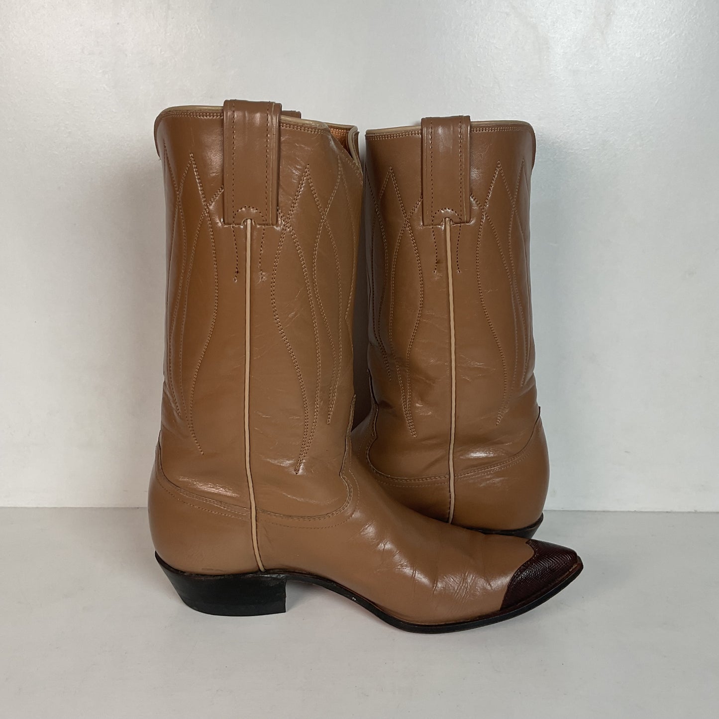 Vintage 1960s Justin Lizard Wingtip Cowgirl Boots 7 B White Label USA Made