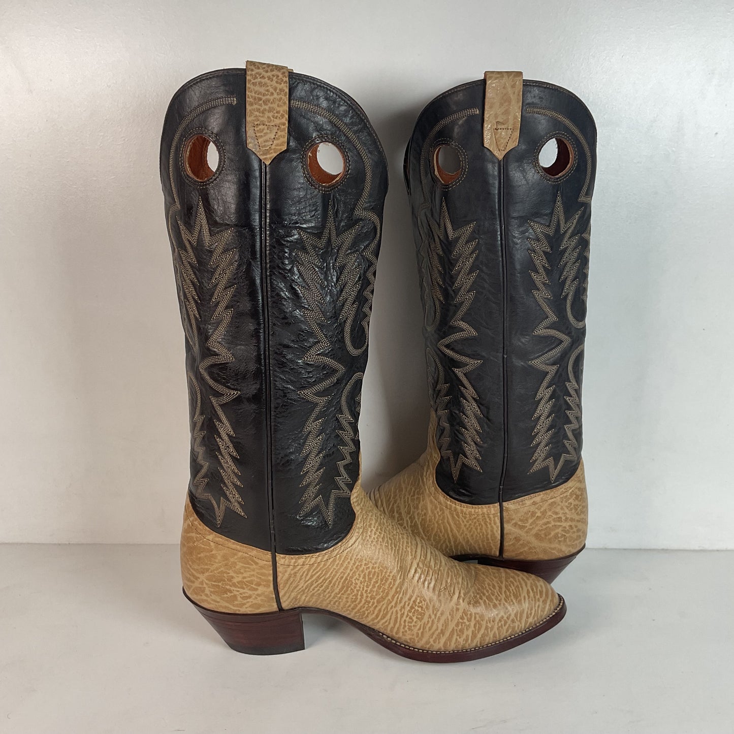 Vintage J Chisholm Tall Buckaroo Cowboy Boots 11 D USA Made Punchy