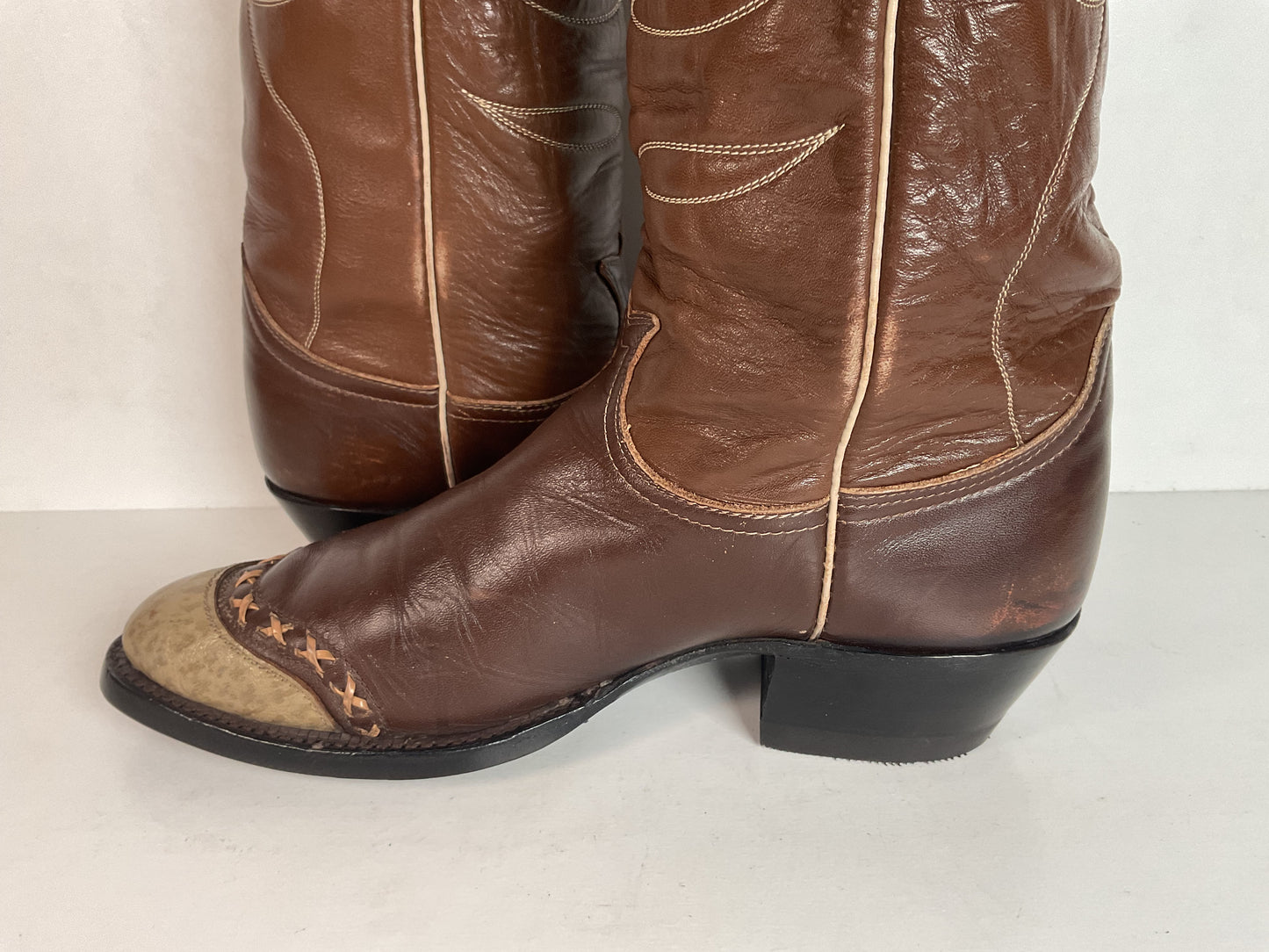 Vintage 1960s Tony Lama Wingtip Cowboy Boots 9 D Gold Label Recraft