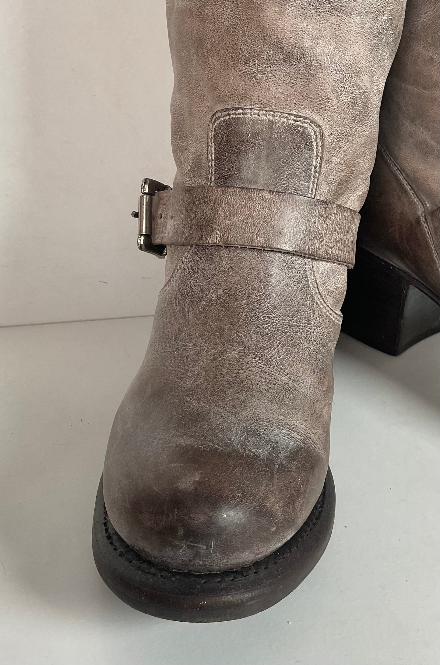 Frye Women’s Vera Slouch Boots 8 B Harness Style Retired Grey