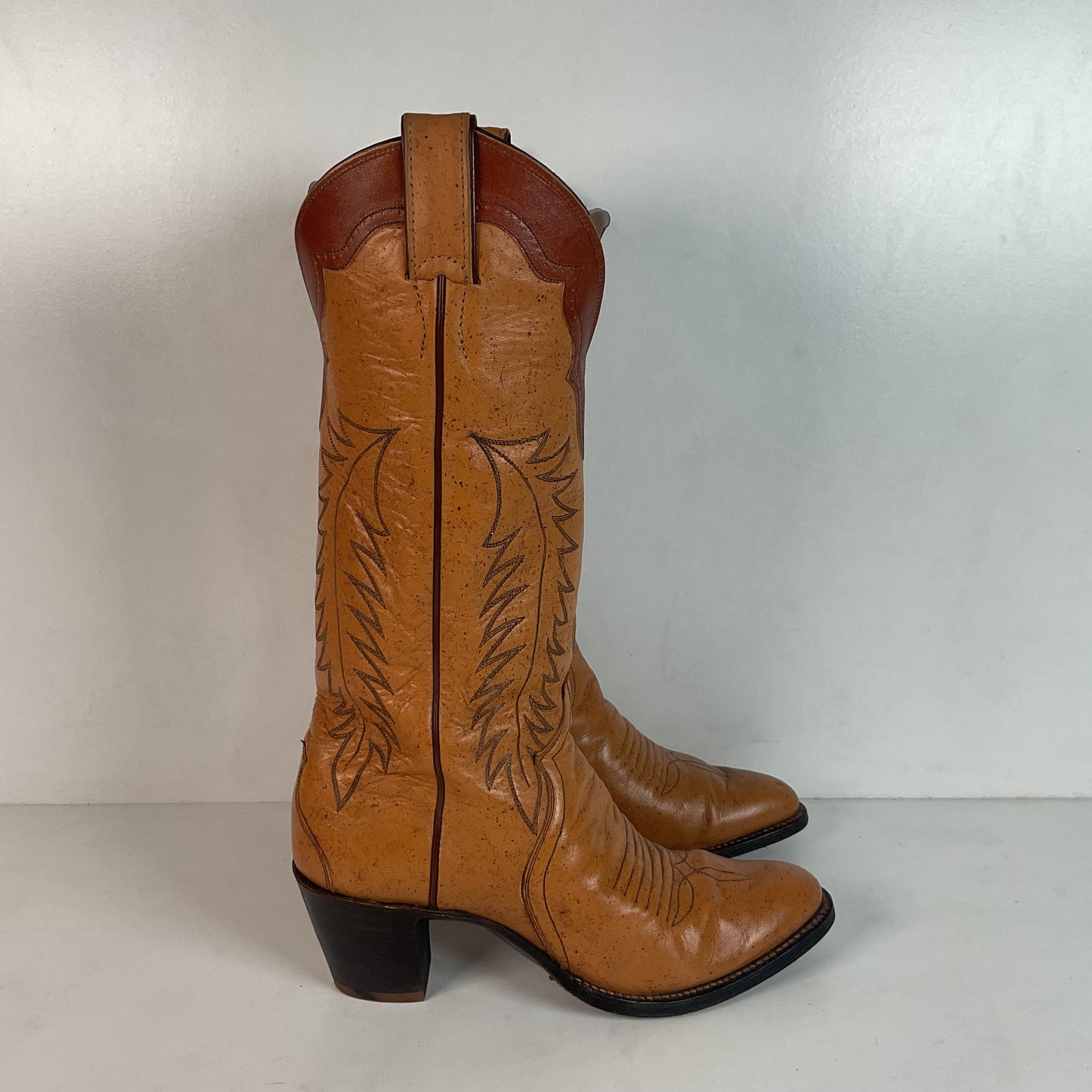 Vintage Justin Tall Cowgirl Boots 8 A Stitched Leaf Tooled Overlay