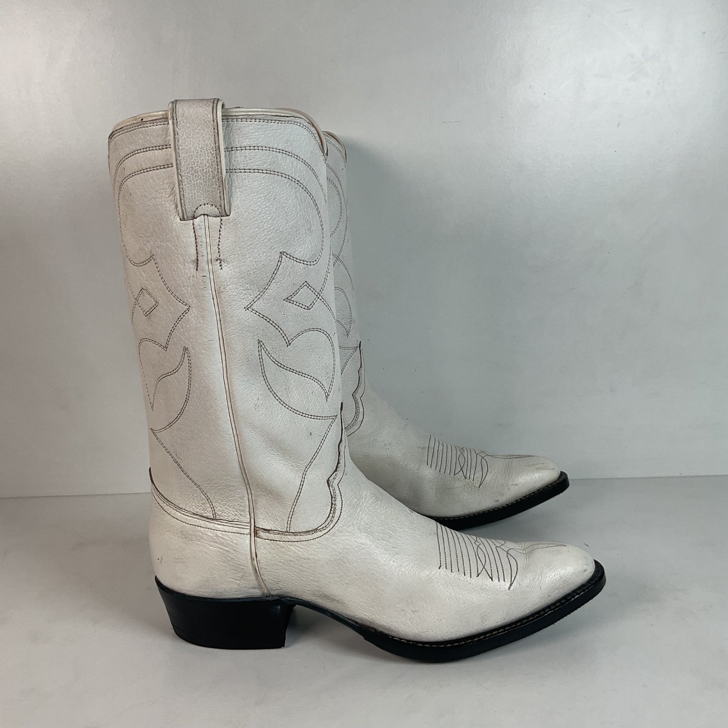 Vintage 1960s Justin White Cowboy Boots Men's 10 B | Women’s 11 Old Fort Worth Label