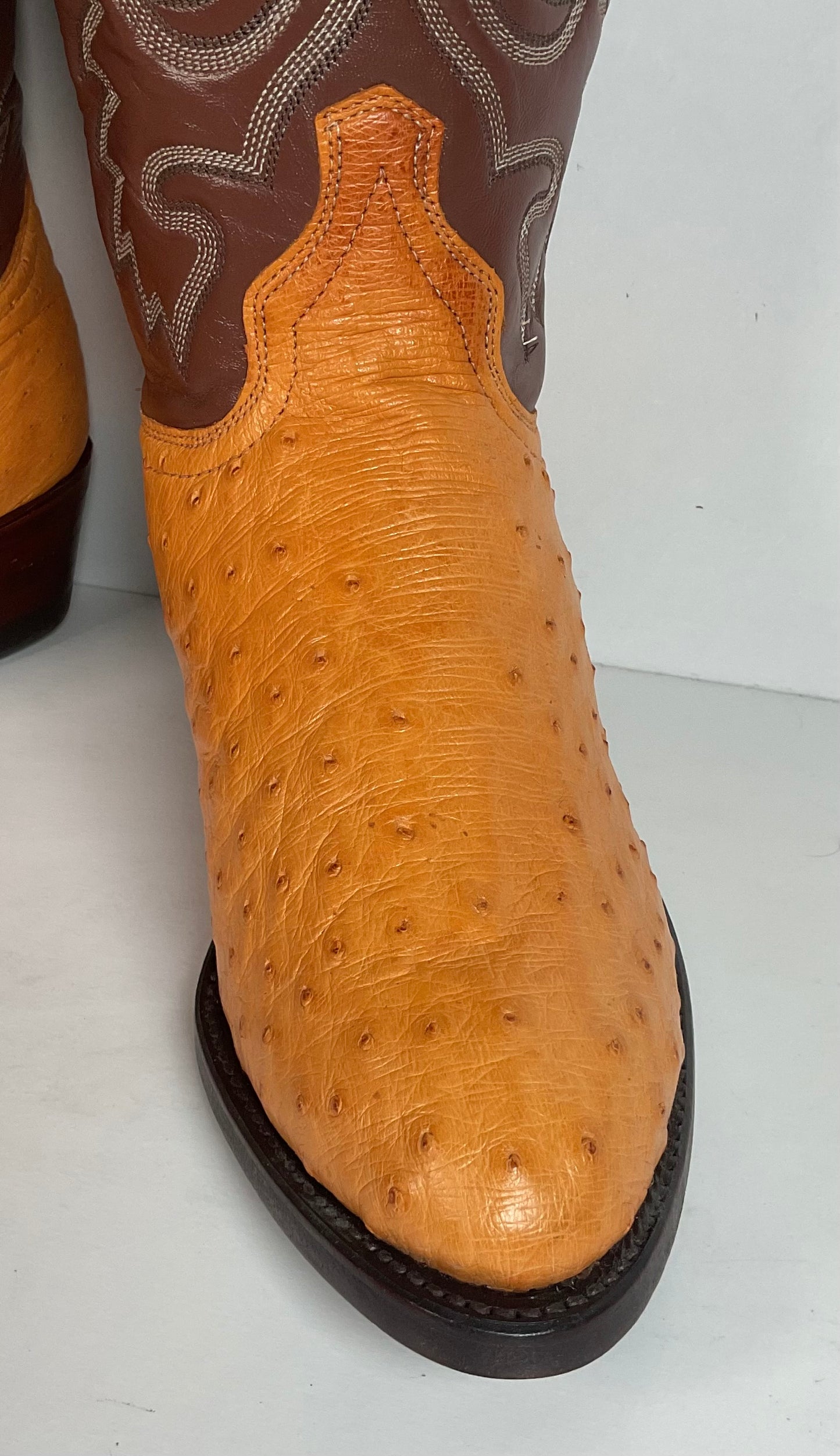 Vintage J. Chisholm Men’s Butterscotch Ostrich 7.5 D USA Made Exotic Pin Quill